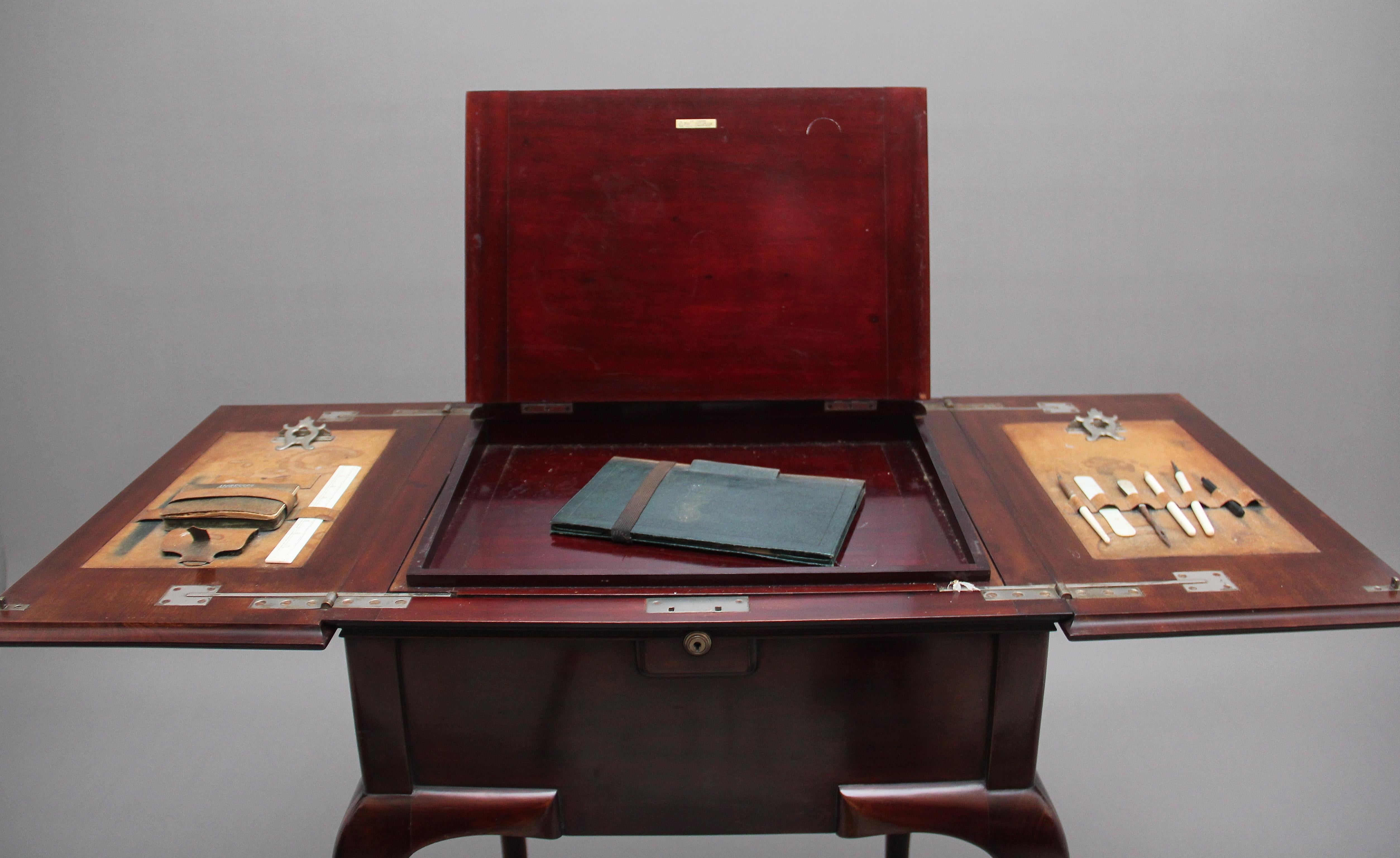 Metamorpher Schreibtisch des frühen 20. Jahrhunderts von J.C Vickery aus London im Angebot 4