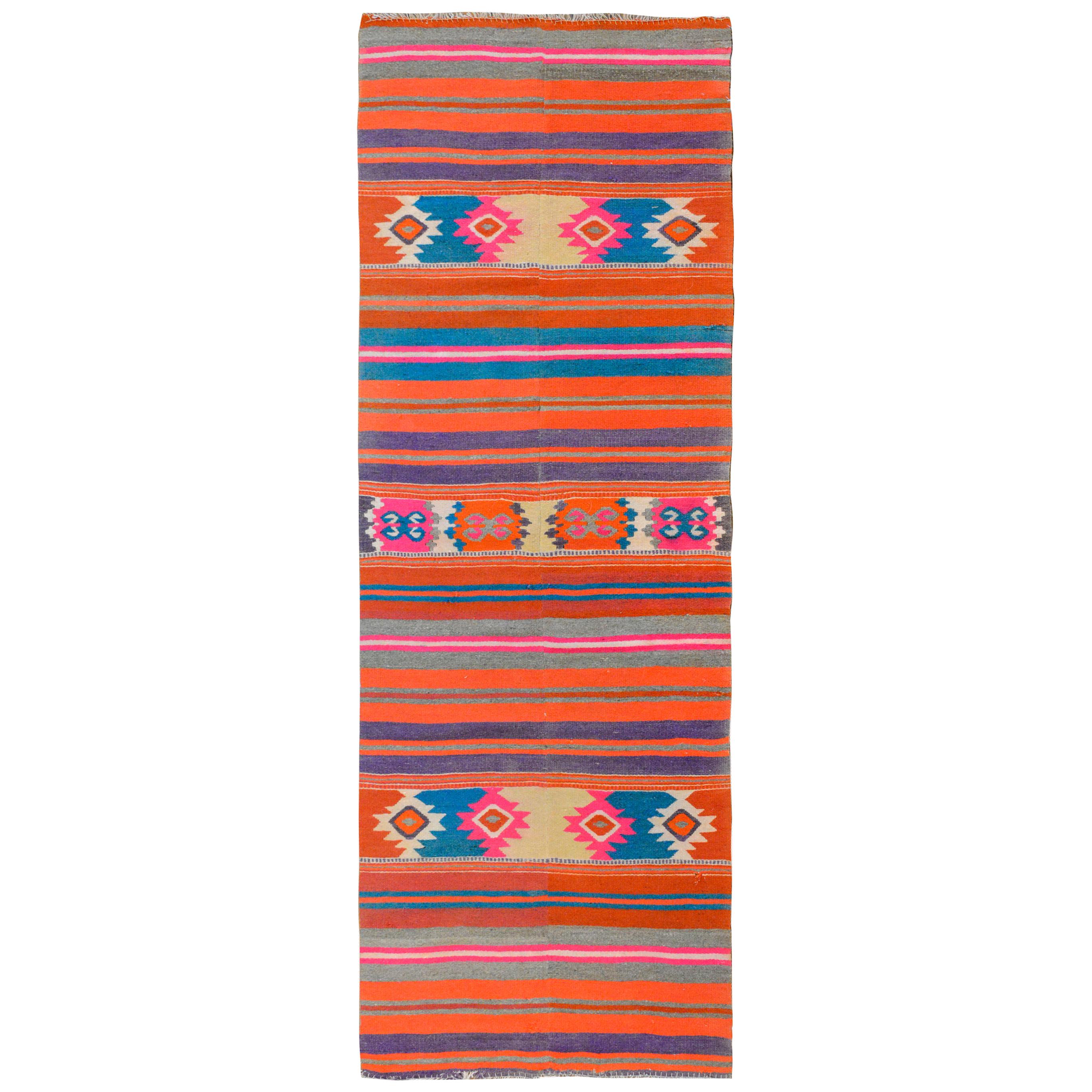 Late 20th Century Mexican Kilim Rug For Sale