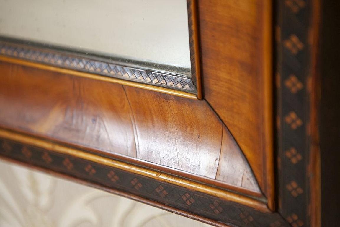 Early-20th Century Mirror in Frame Veneered with Walnut 8