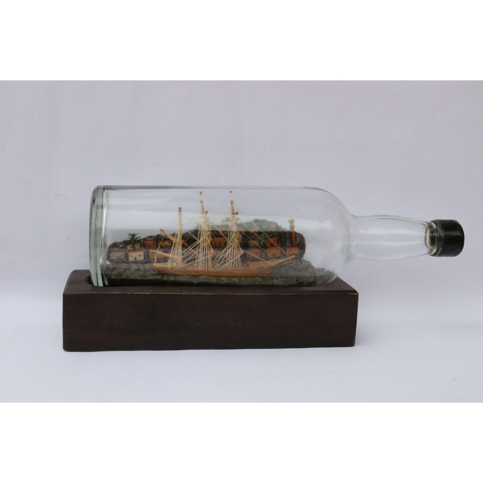 Modellschiff Diorama in einer Flasche aus dem frühen 20. Jahrhundert, um 1920 im Zustand „Gut“ im Angebot in Central England, GB
