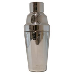 Early 20th Century Modern GeorgeV Sterling Silver Cocktail Shaker Sheffield 1919