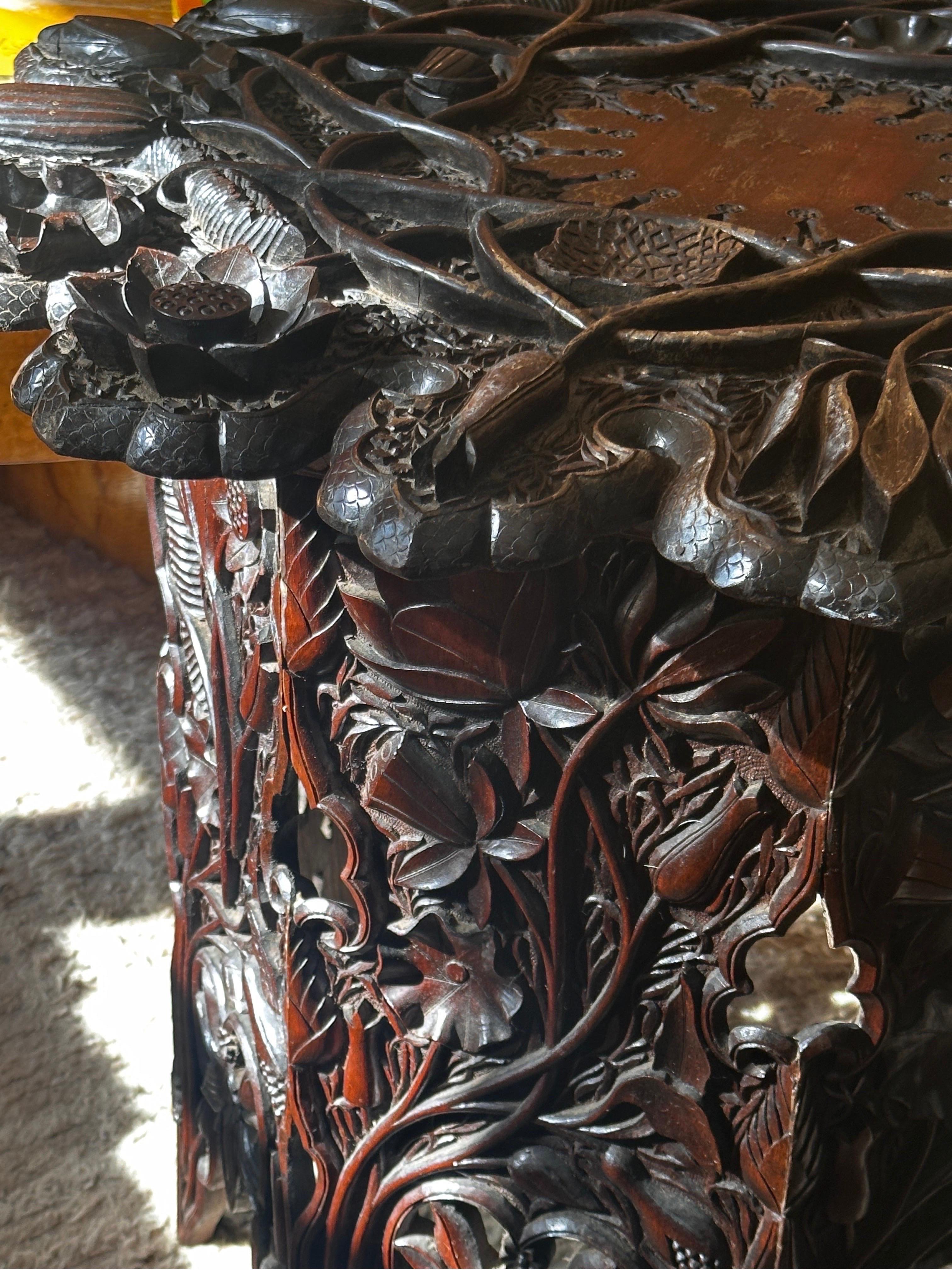 Table monumentale Art Carved du début du 20e siècle en vente 2