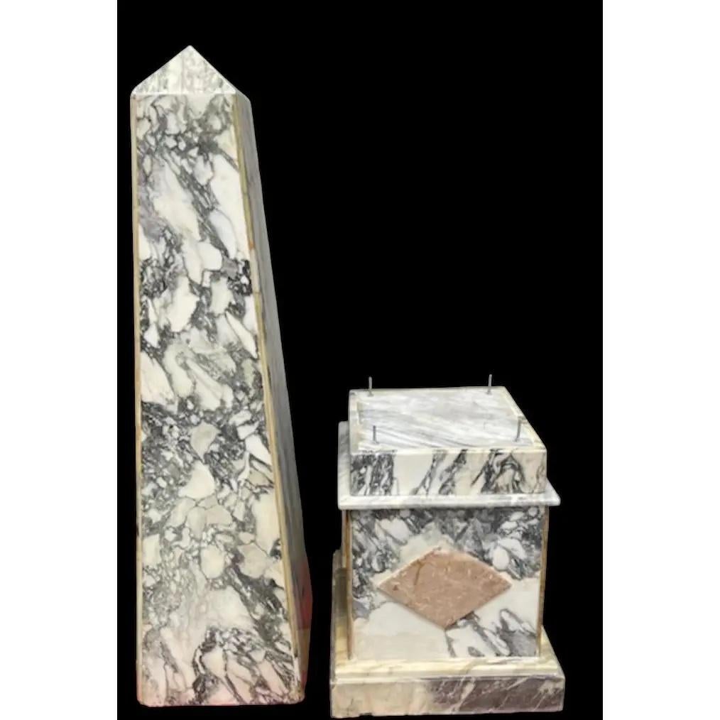 Early 20th Century Monumental Marble Obelisks- a Pair Bon état - En vente à West Hollywood, CA