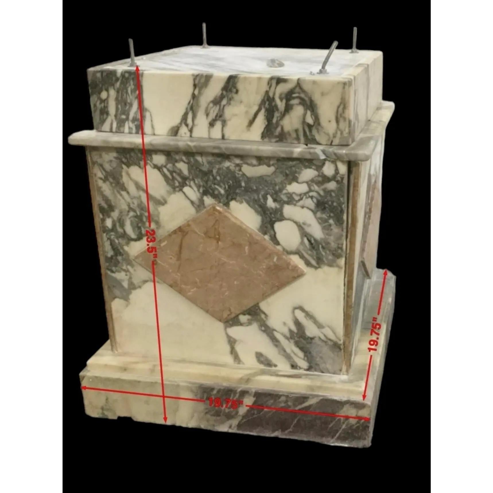 Marbre Early 20th Century Monumental Marble Obelisks- a Pair en vente