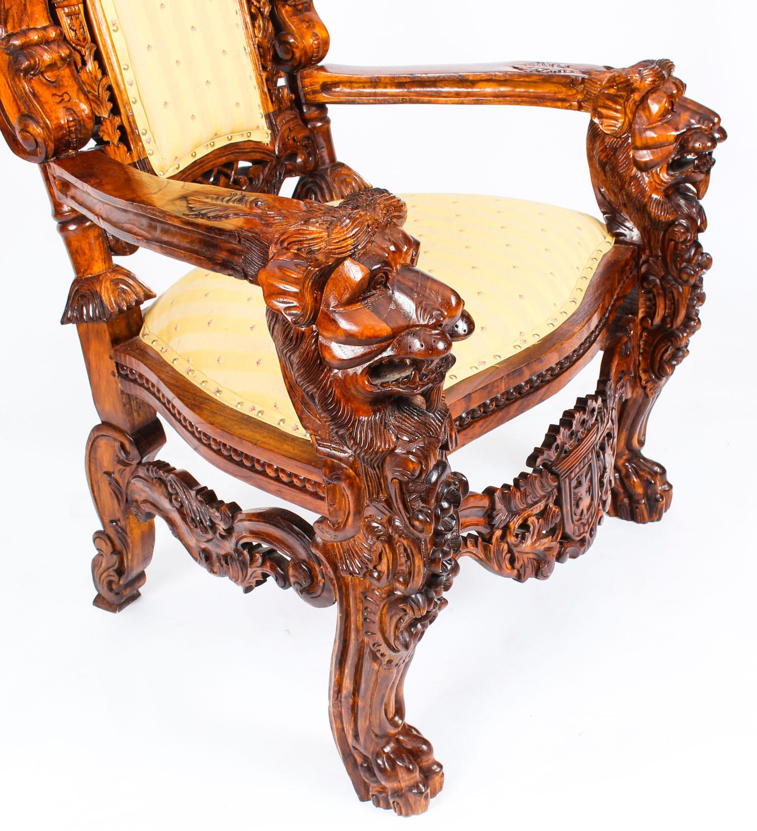 Early 20th Century Pair of Carved Lions Heads Heraldry Throne Chairs 4