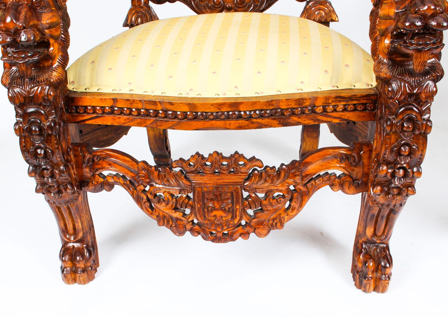 Early 20th Century Pair of Carved Lions Heads Heraldry Throne Chairs 12