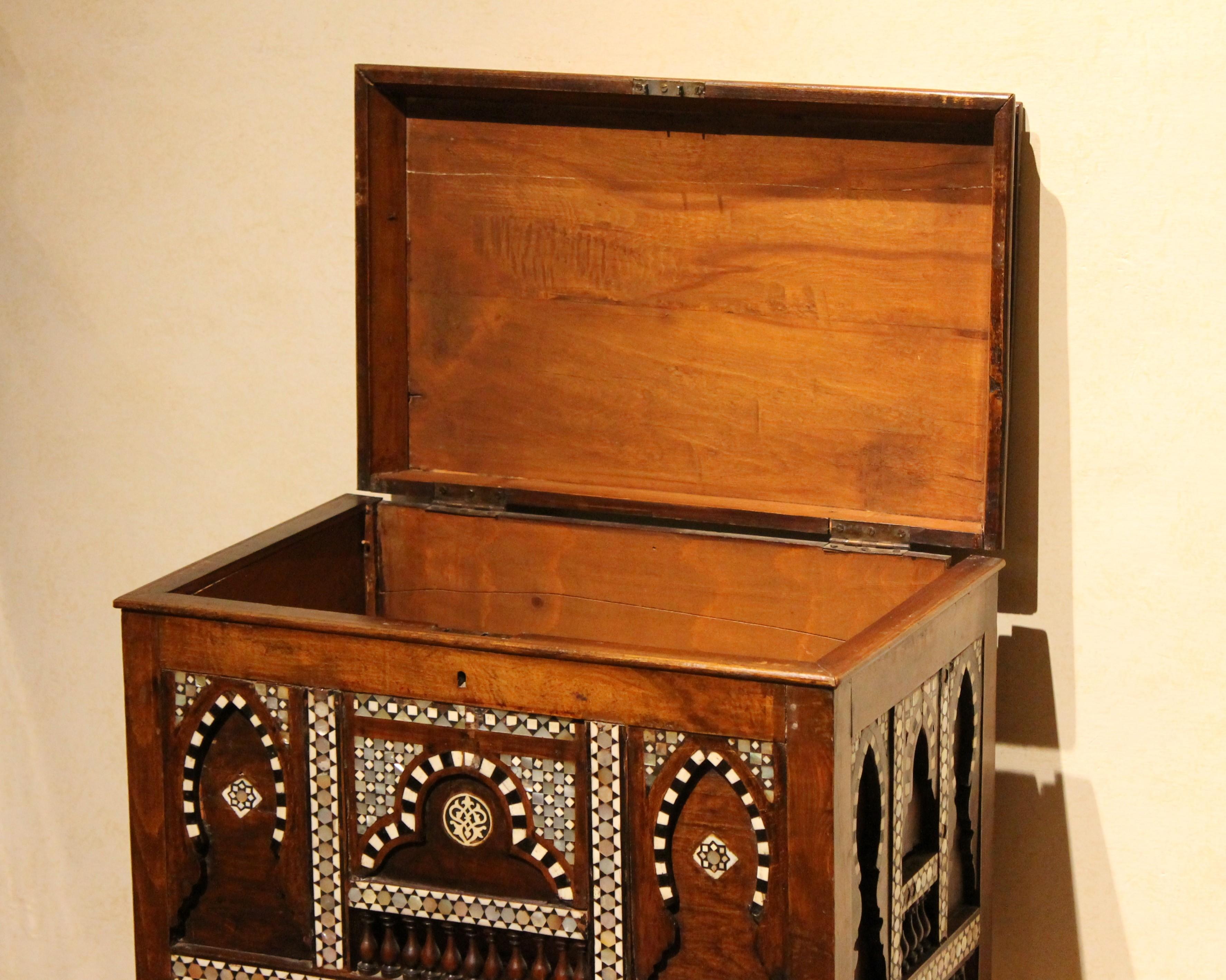 Early 20th Century Moorish Bugatti Style Open Top Chest or Side Table and Mirror 1