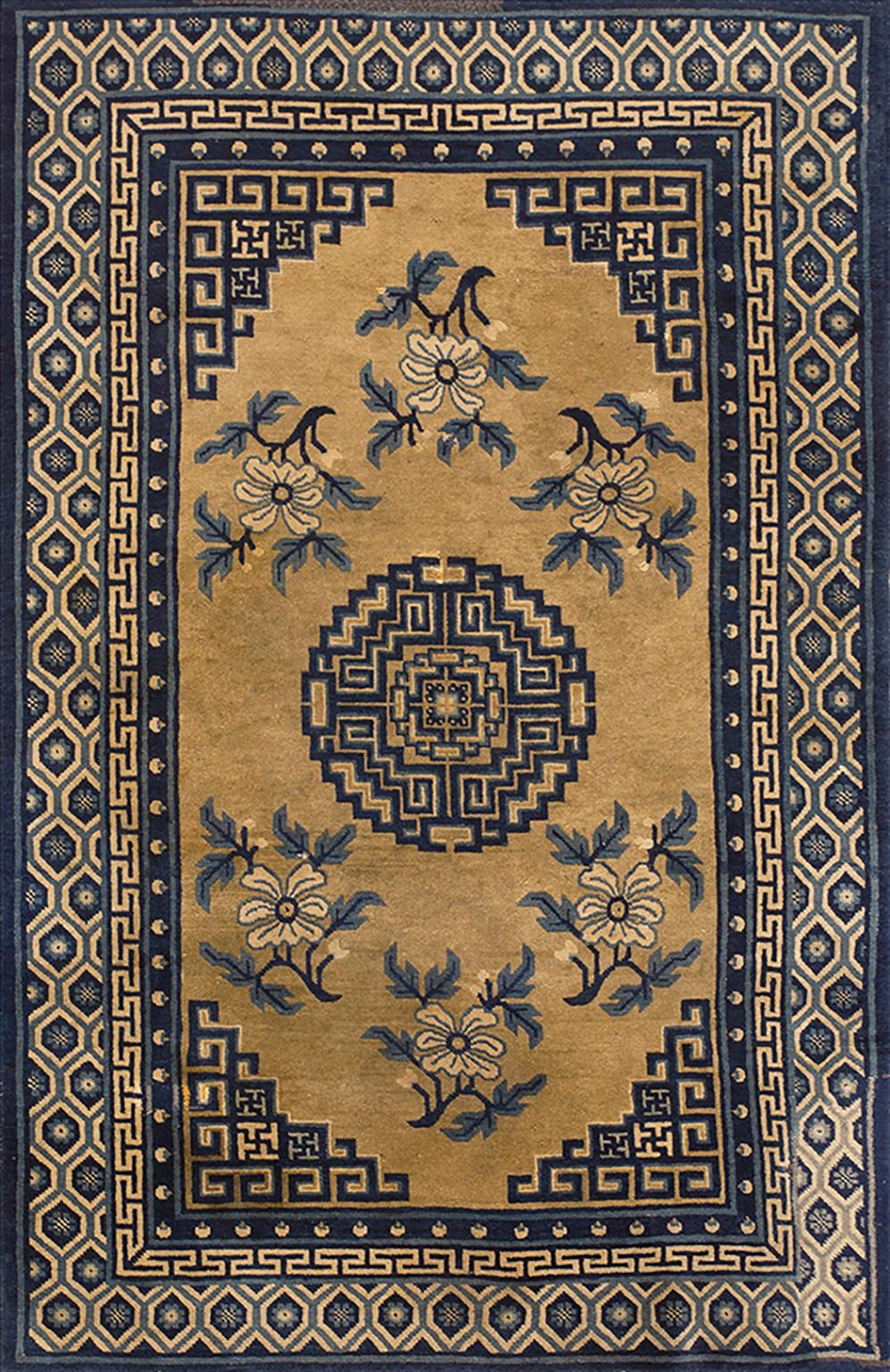Tappeto Baotou cinese dell'inizio del XX secolo ( 4' x 6'2'' - 122 x 188 )