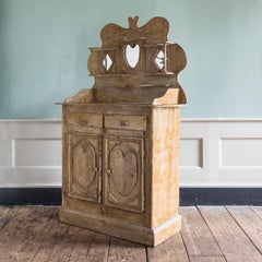 Early 20th Century Naive Tramp Art Dresser
