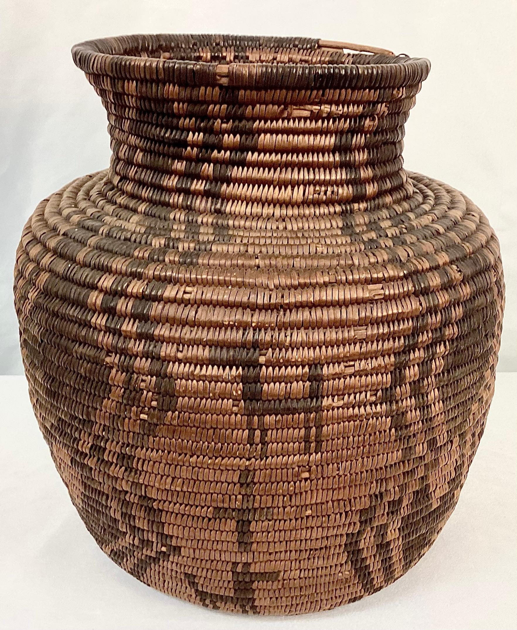 Early 20th Century Native American Apache Olla Basket For Sale 1