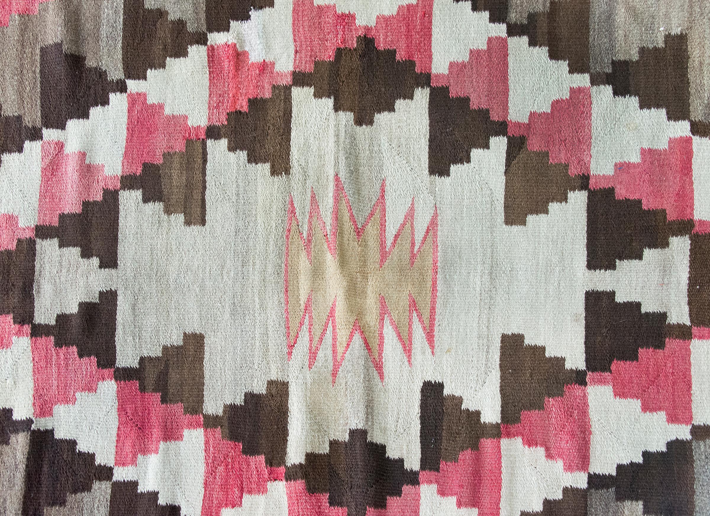 Early 20th Century Native American Navajo Rug For Sale 5