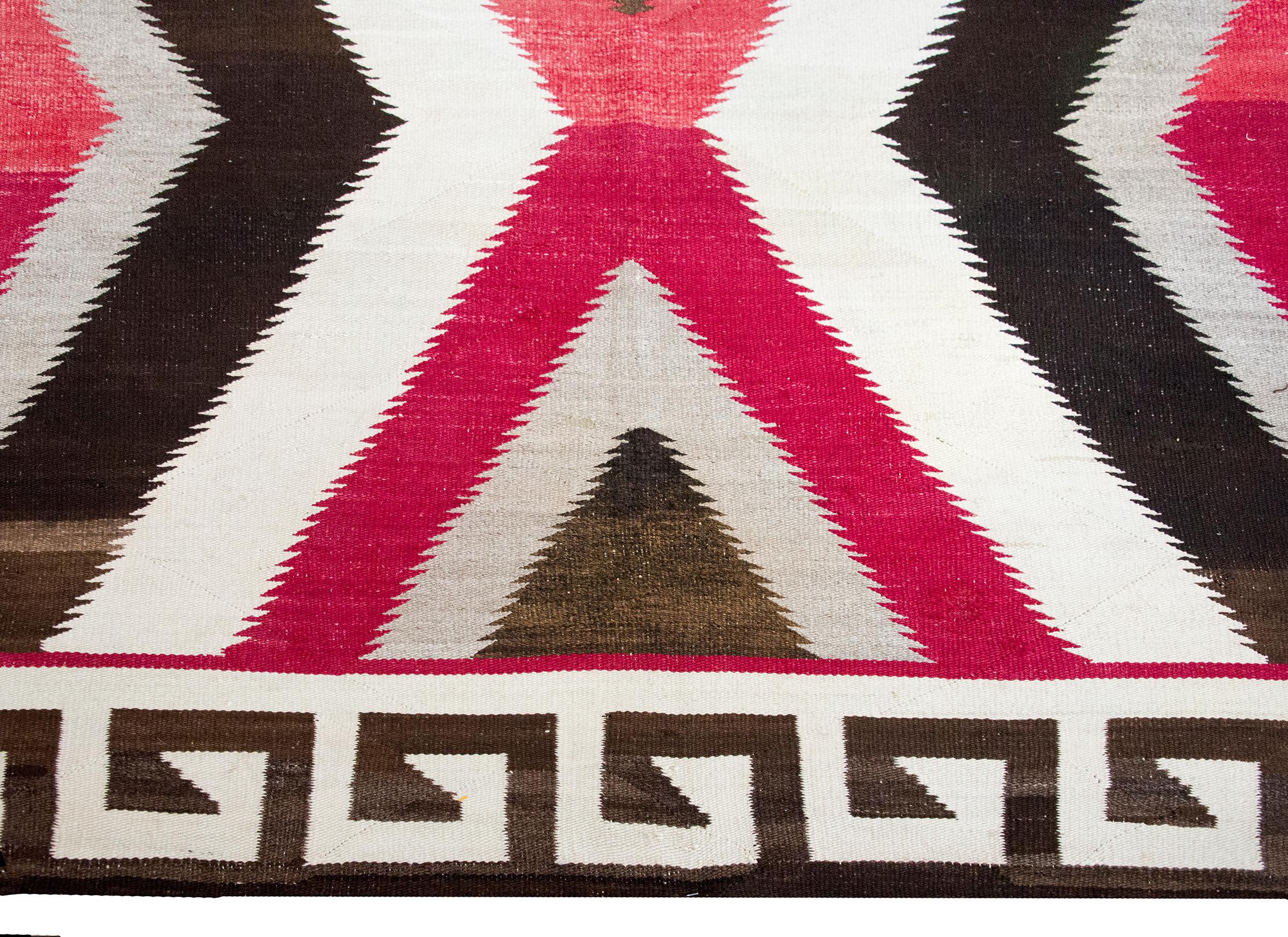 Navajo-Teppich der amerikanischen Ureinwohner aus dem frühen 20. im Angebot 1