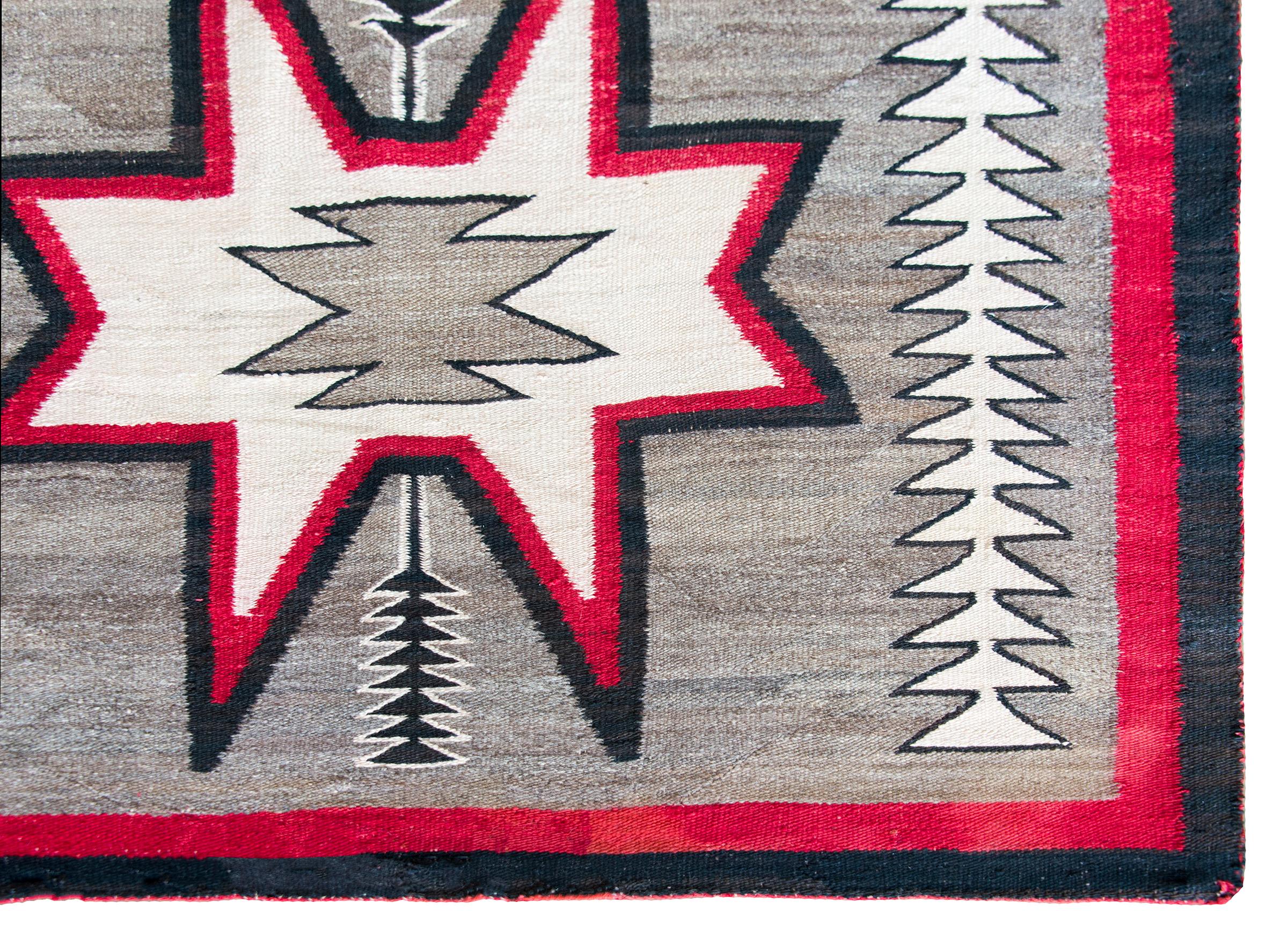 Early 20th Century Navajo Rug For Sale 6