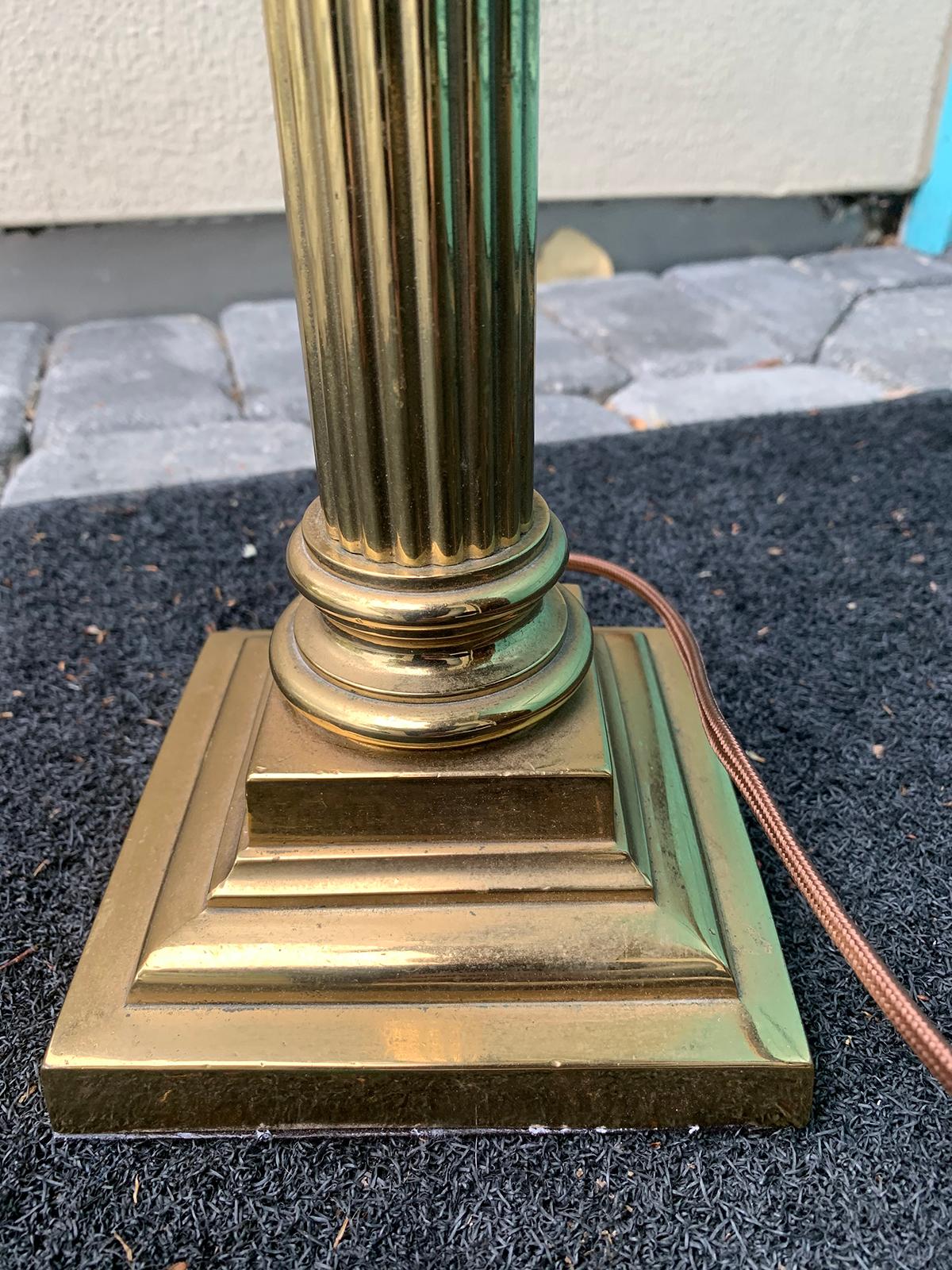 Early 20th Century Neoclassical Bronze Column Lamp with Crystal Oil Font For Sale 8