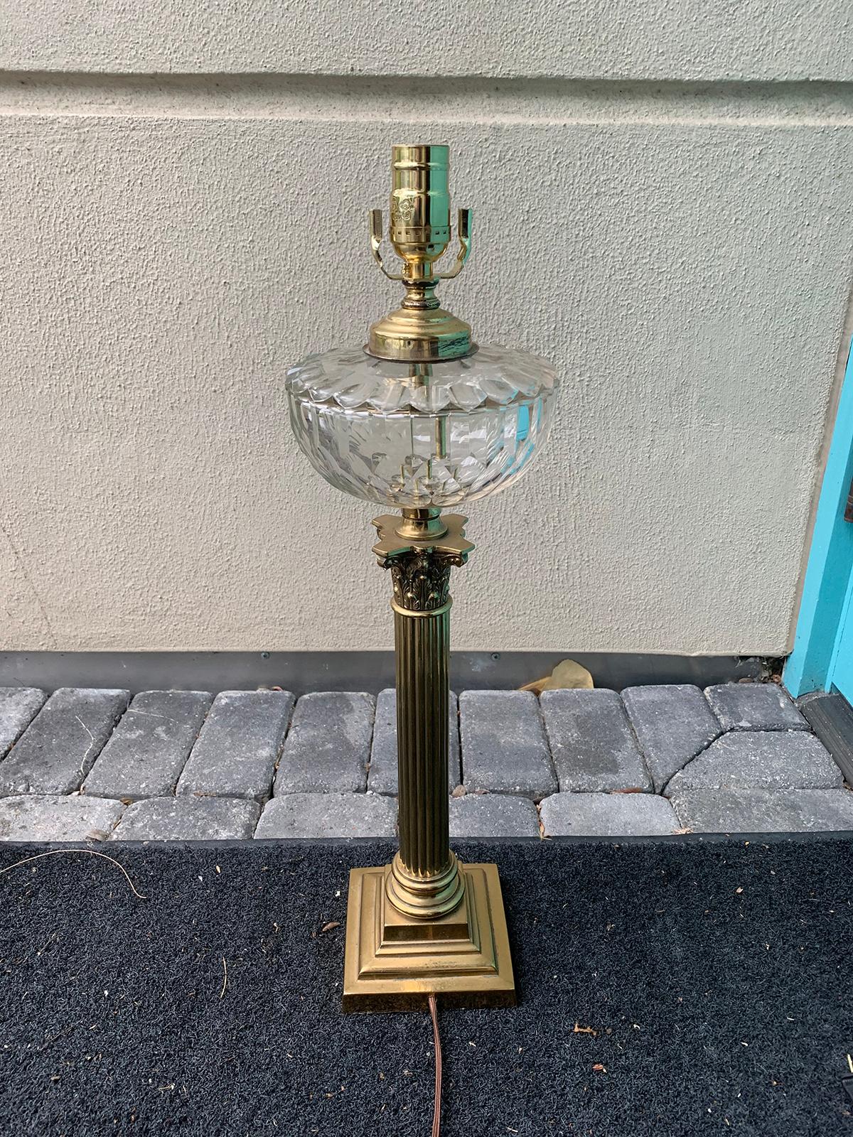 Early 20th Century Neoclassical Bronze Column Lamp with Crystal Oil Font For Sale 1