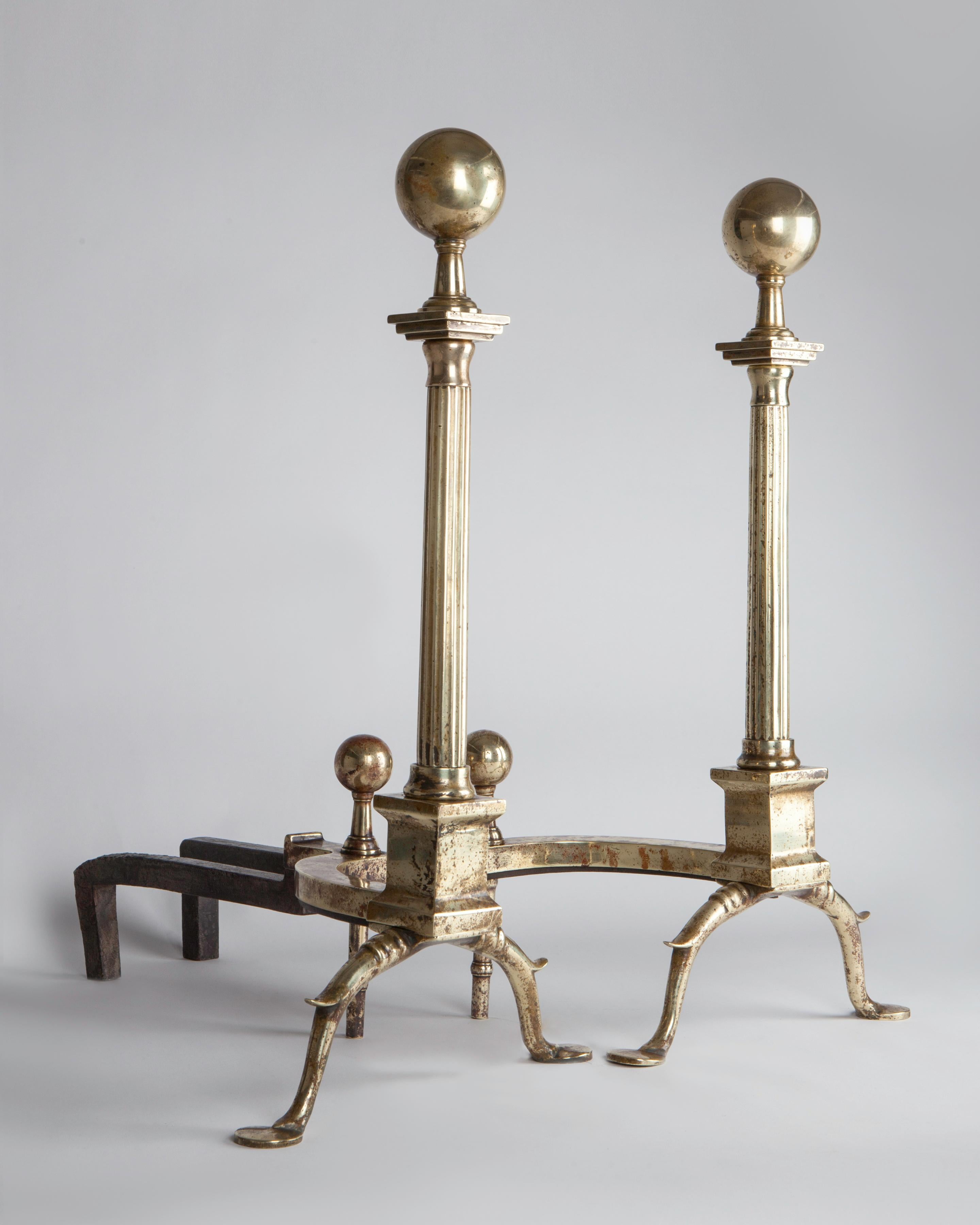 Forged Early 20th Century Neoclassical Polished Brass Andirons With Fluted Columns For Sale