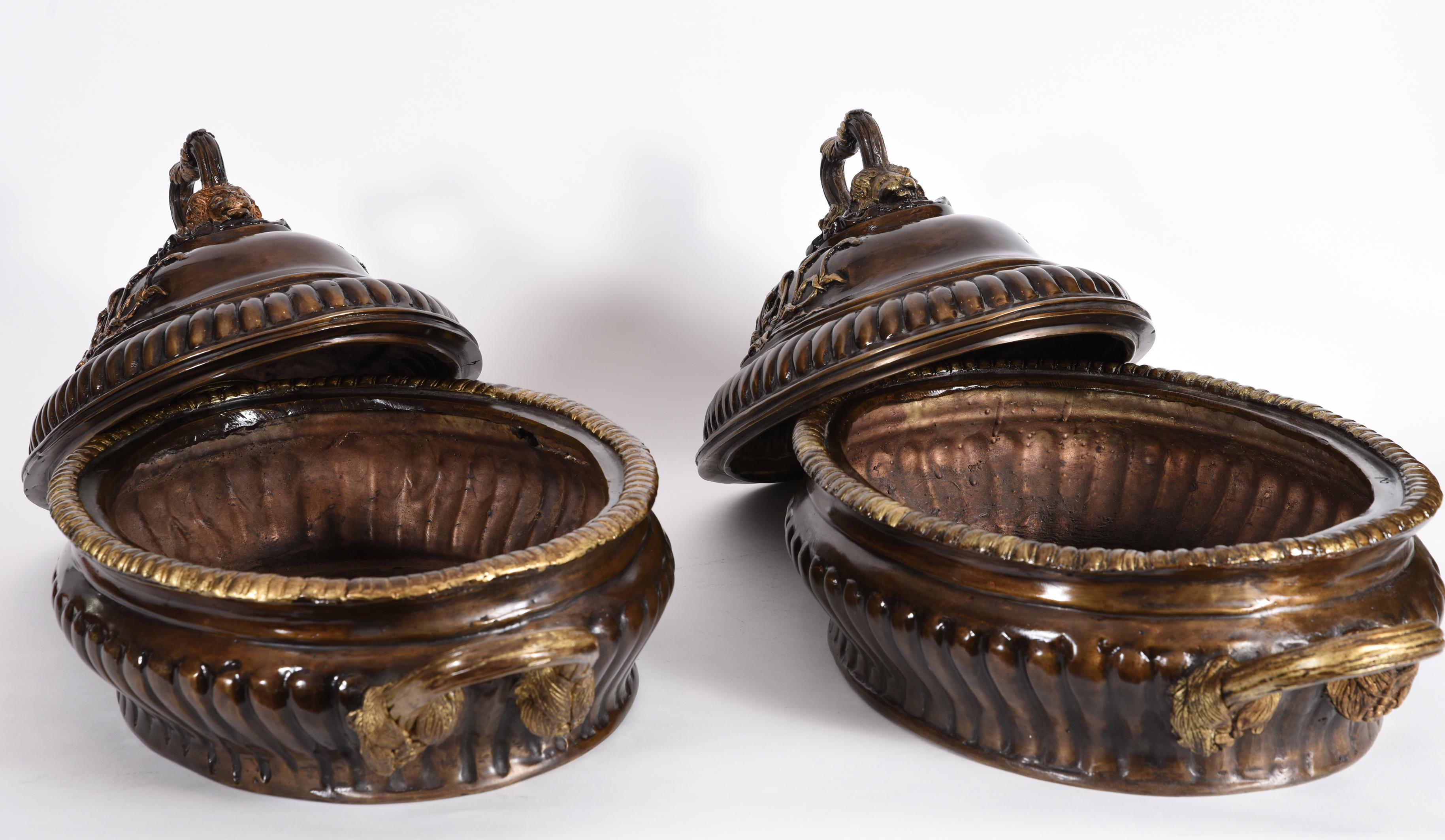Early 20th Century Neoclassical Style Bronze Centerpieces 4