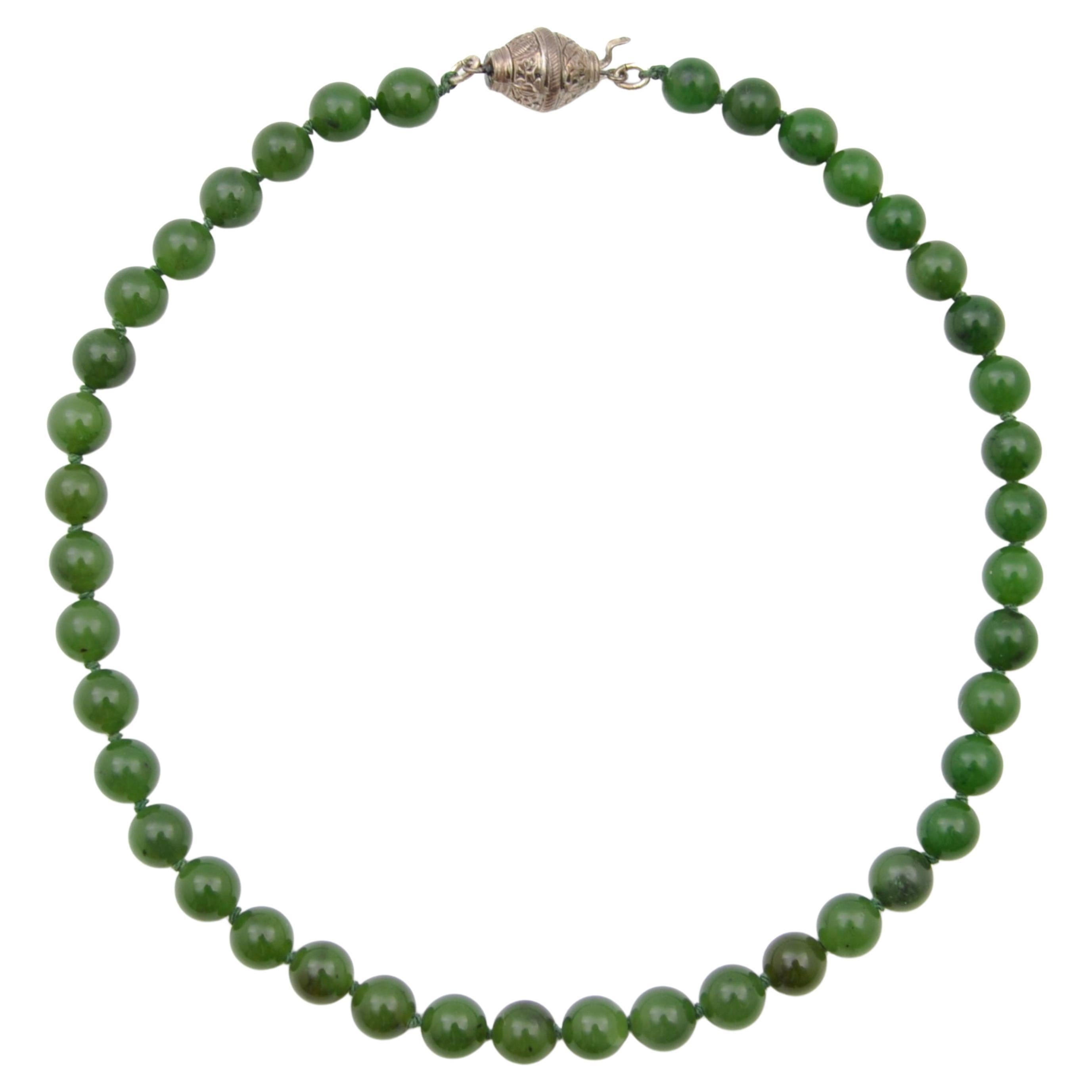 Vintage Nephrite Jade Silver Beaded Necklace For Sale
