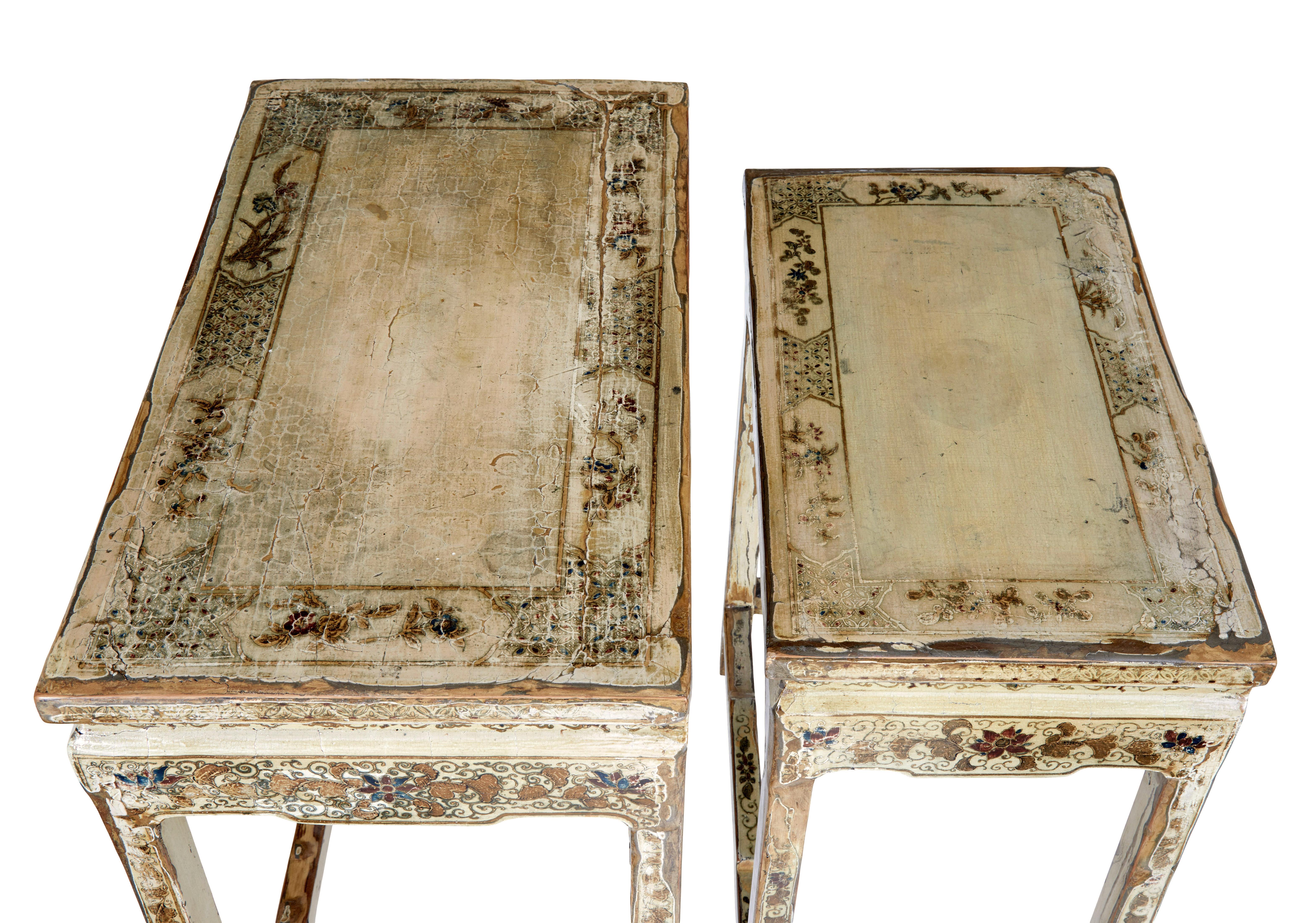20th Century Early 20th century nest of 4 lacquered and decorated tables For Sale