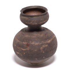 Vaso d'acqua nigeriano a forma di zucca Nupe, 1900 ca.