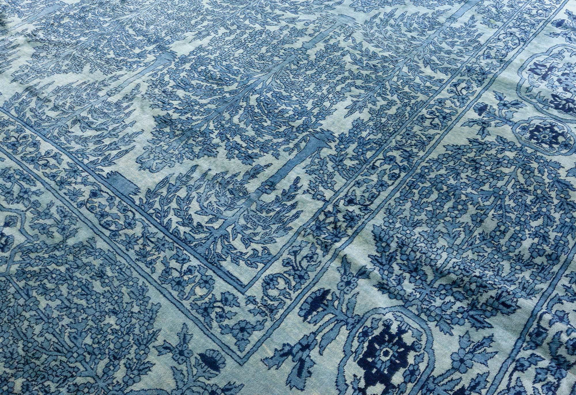Early 20th Century North Indian Blue Botanic Hand Knotted Wool Rug For Sale 2