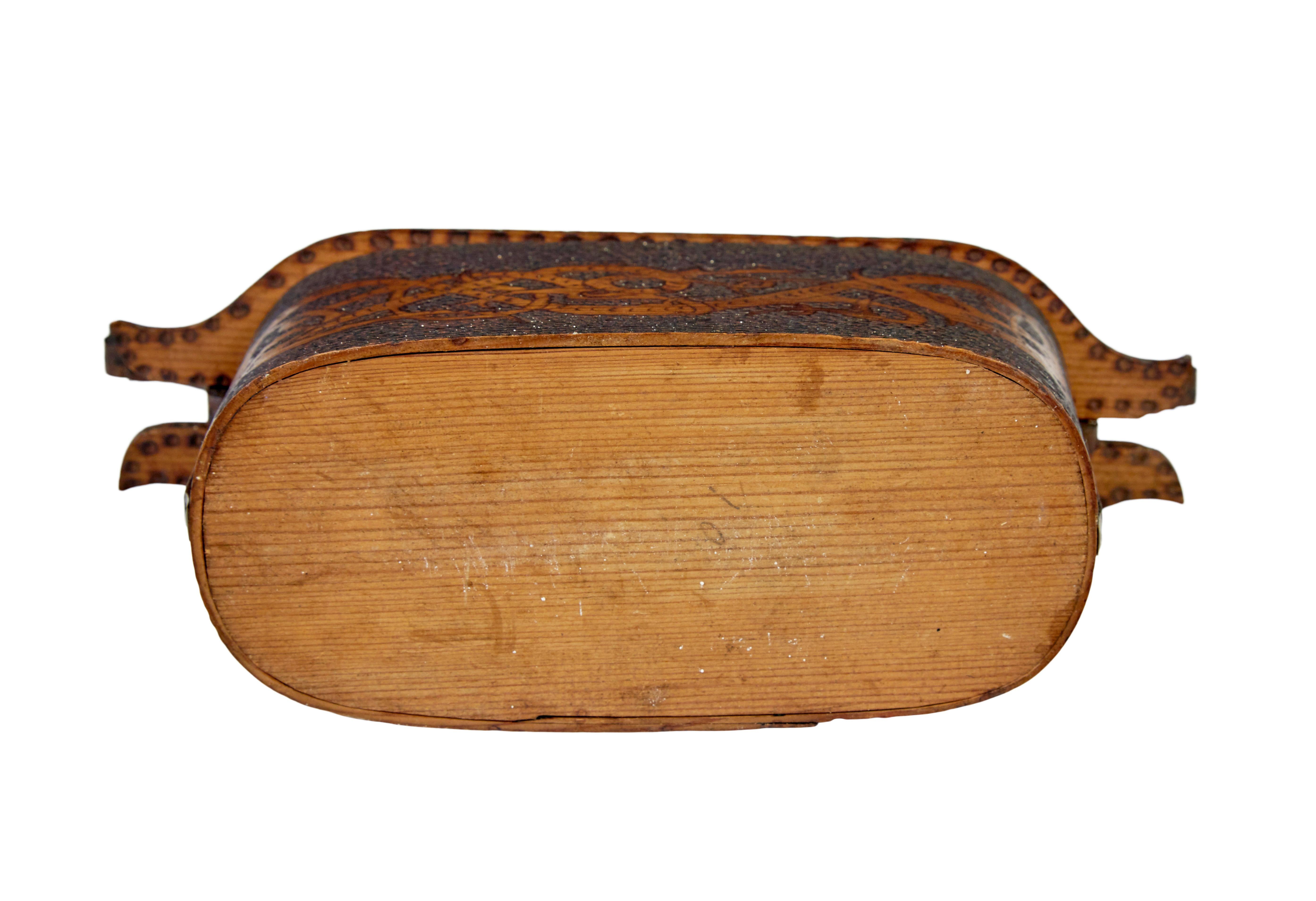 20th Century Early 20th century Norwegian pokerwork tine box For Sale