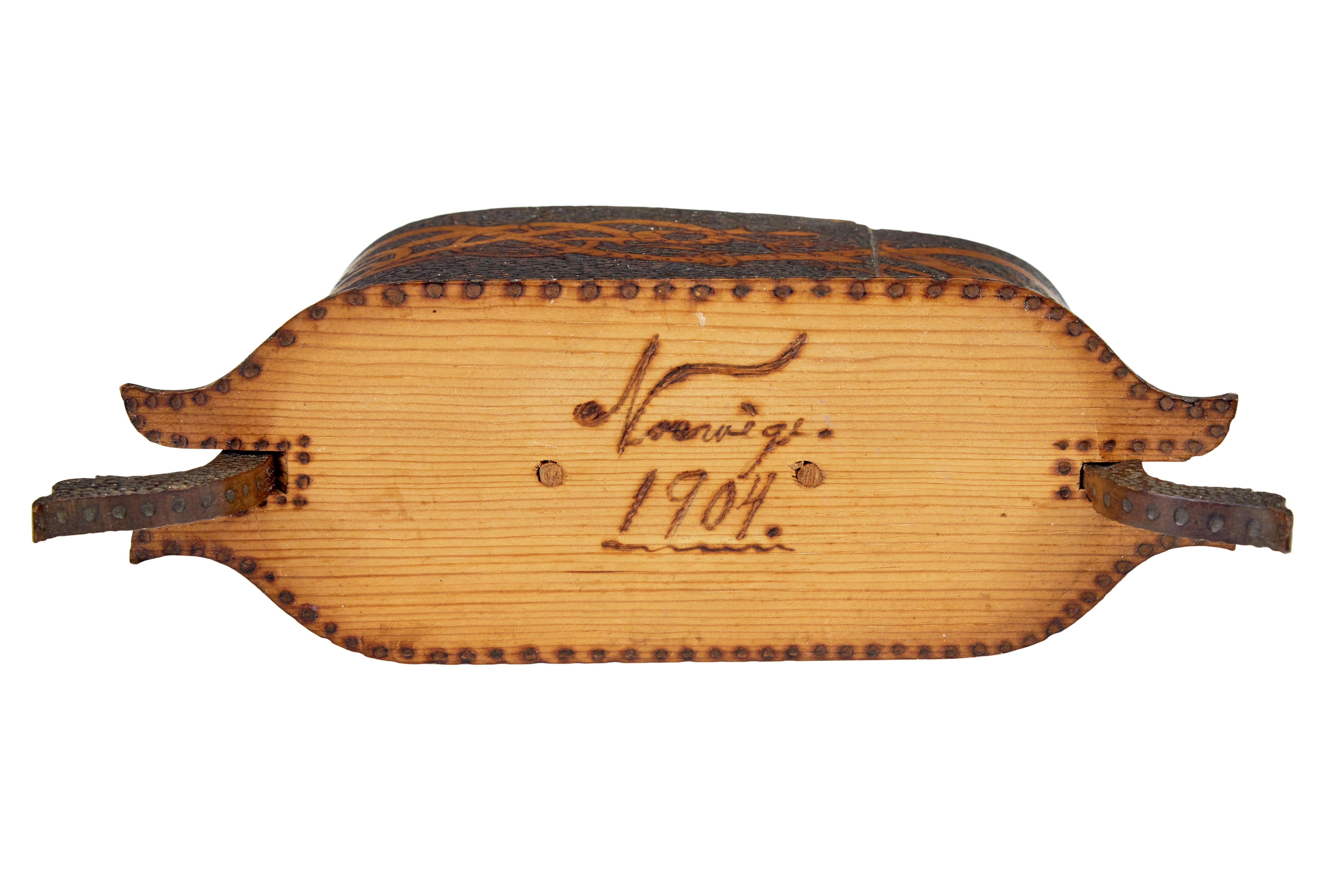 Early 20th century Norwegian pokerwork tine box For Sale 1