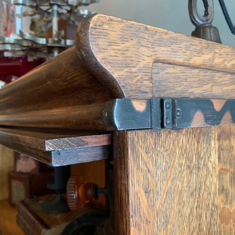 Early 20th Century Oak Barrister Case By Globe Wernicke Co. at 1stDibs