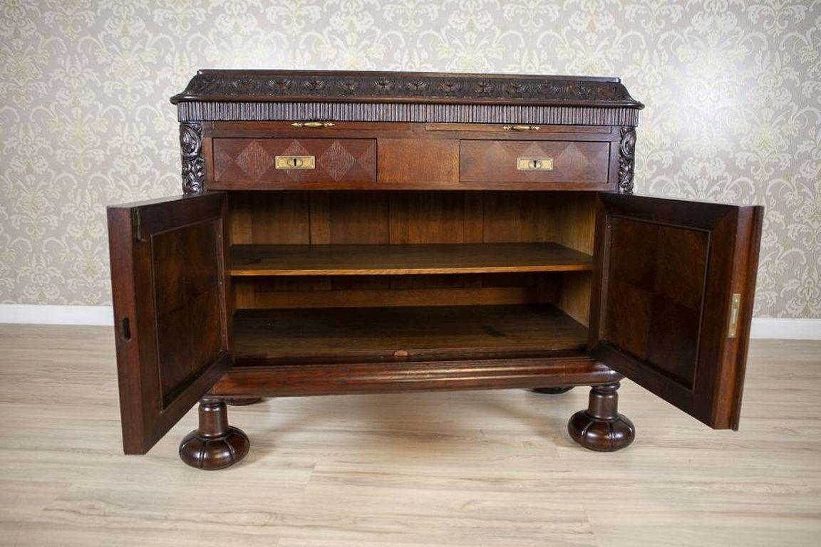 Early-20th Century Oak Commode in Brown With Drawers In Good Condition For Sale In Opole, PL