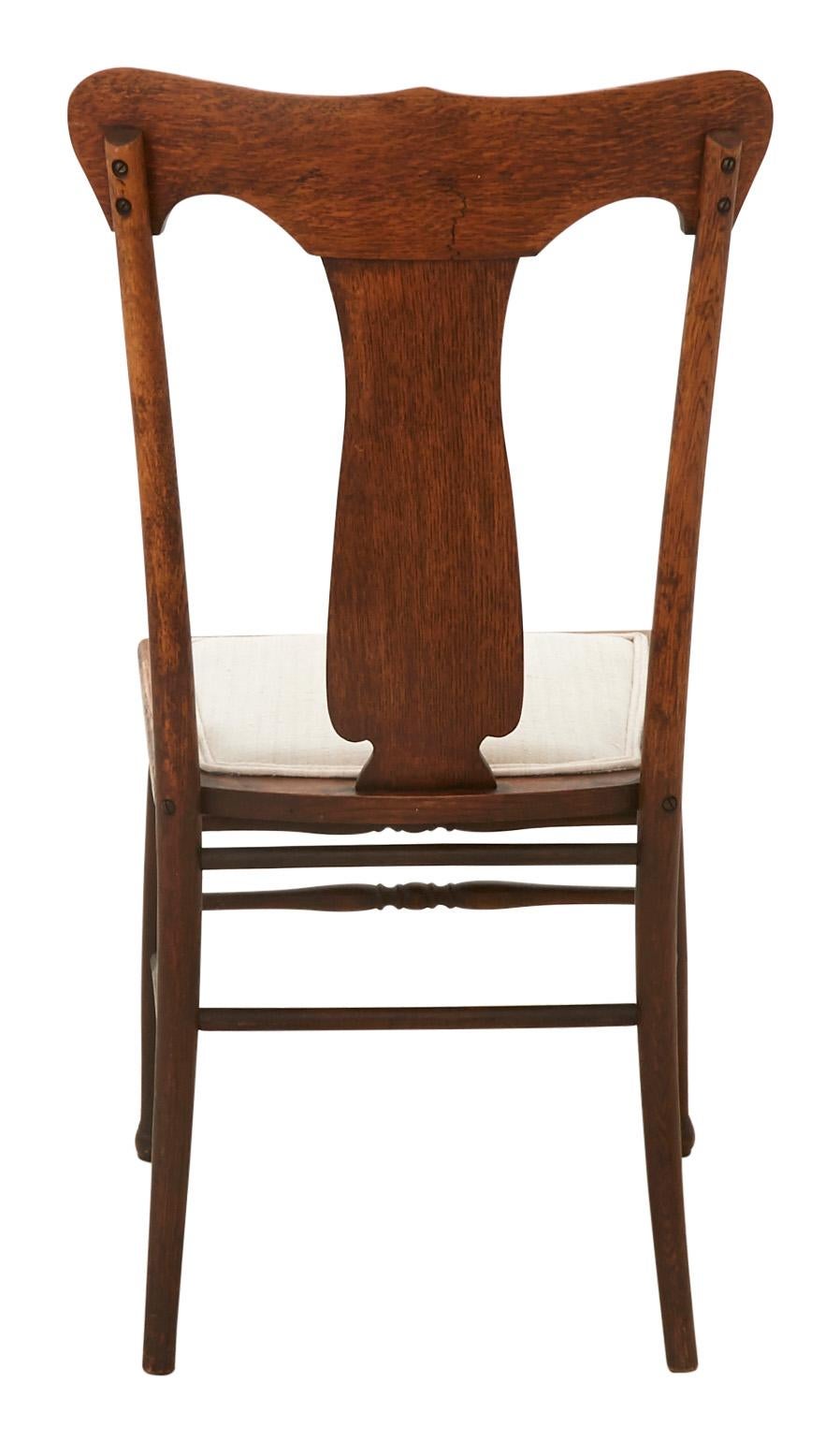 Early 20th Century Oak Dining Chair In Good Condition For Sale In Chicago, IL