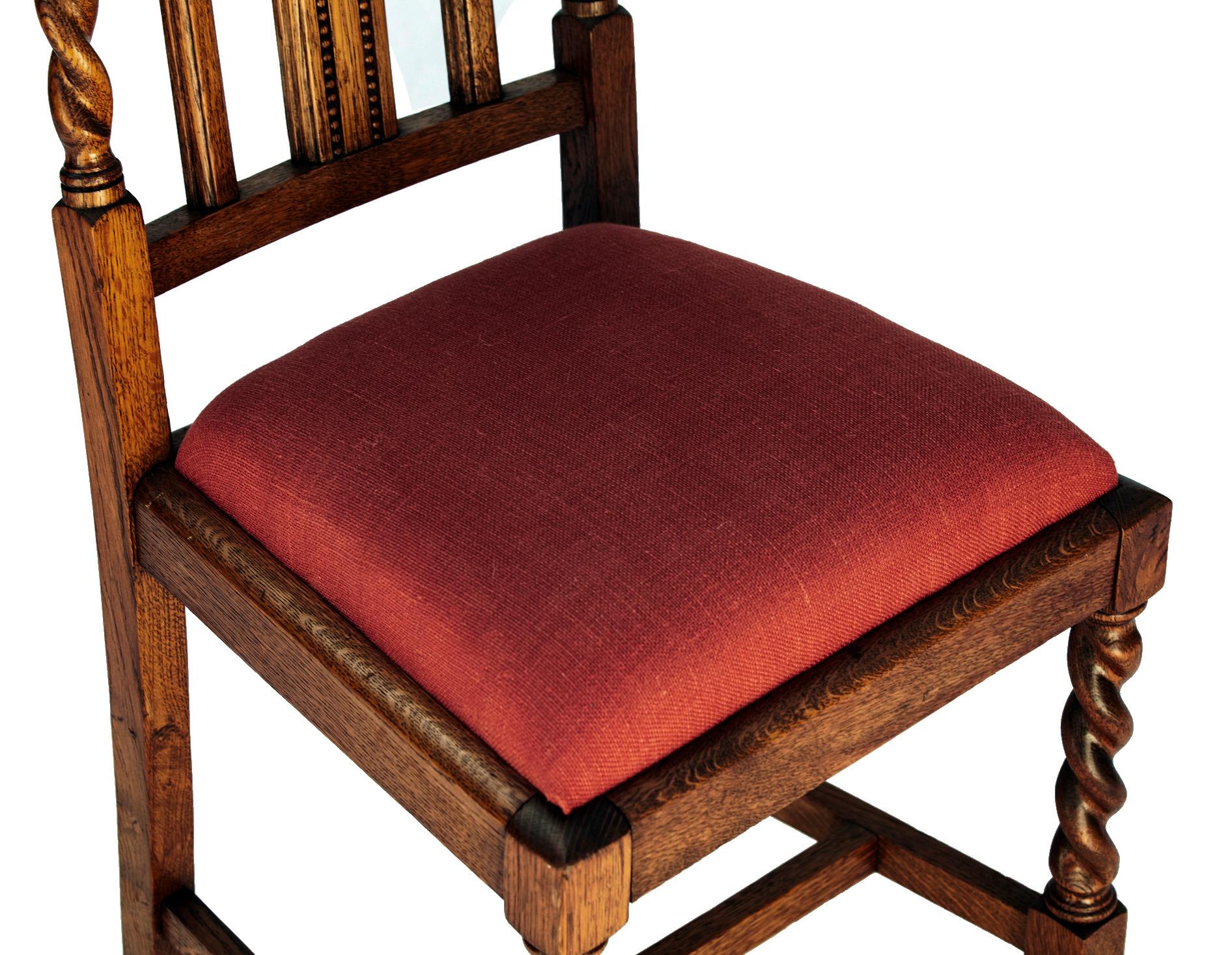 Early 20th Century Oak Dining Chairs Linen/Silk Seats in Paprika Red, a Pair For Sale 4