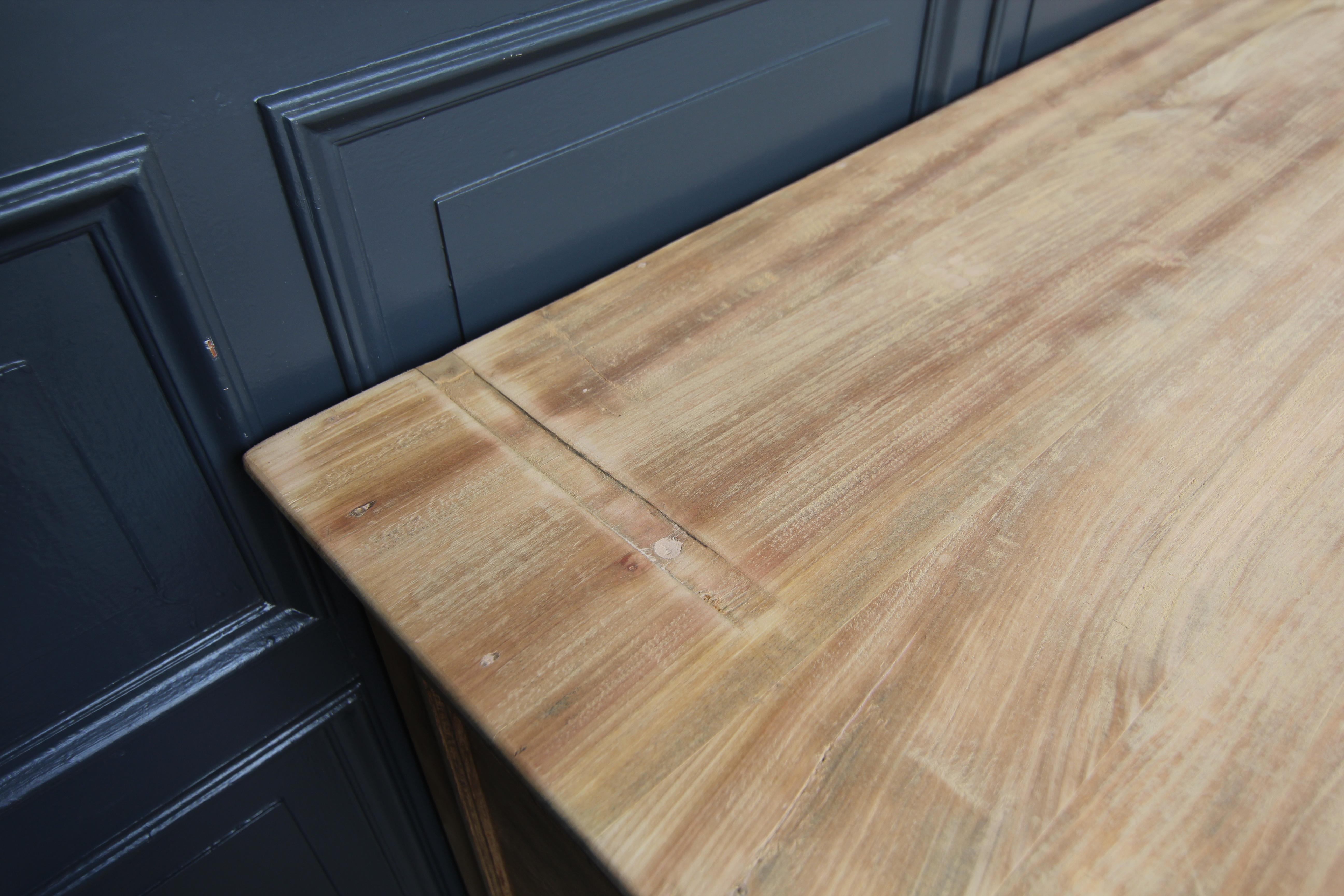 Early 20th Century Oak Dresser or Kitchen Island on Castors 8