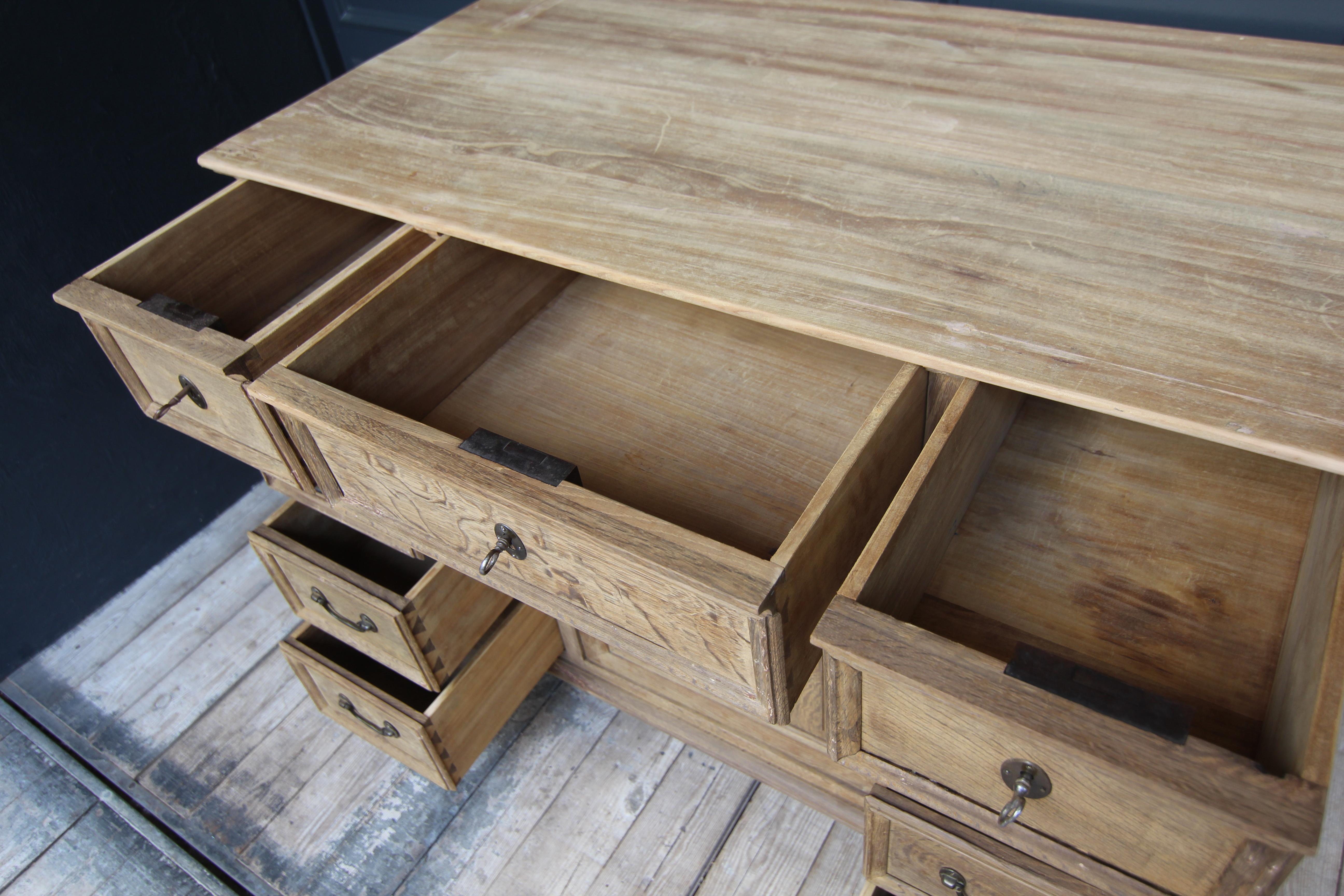 European Early 20th Century Oak Dresser or Kitchen Island on Castors For Sale