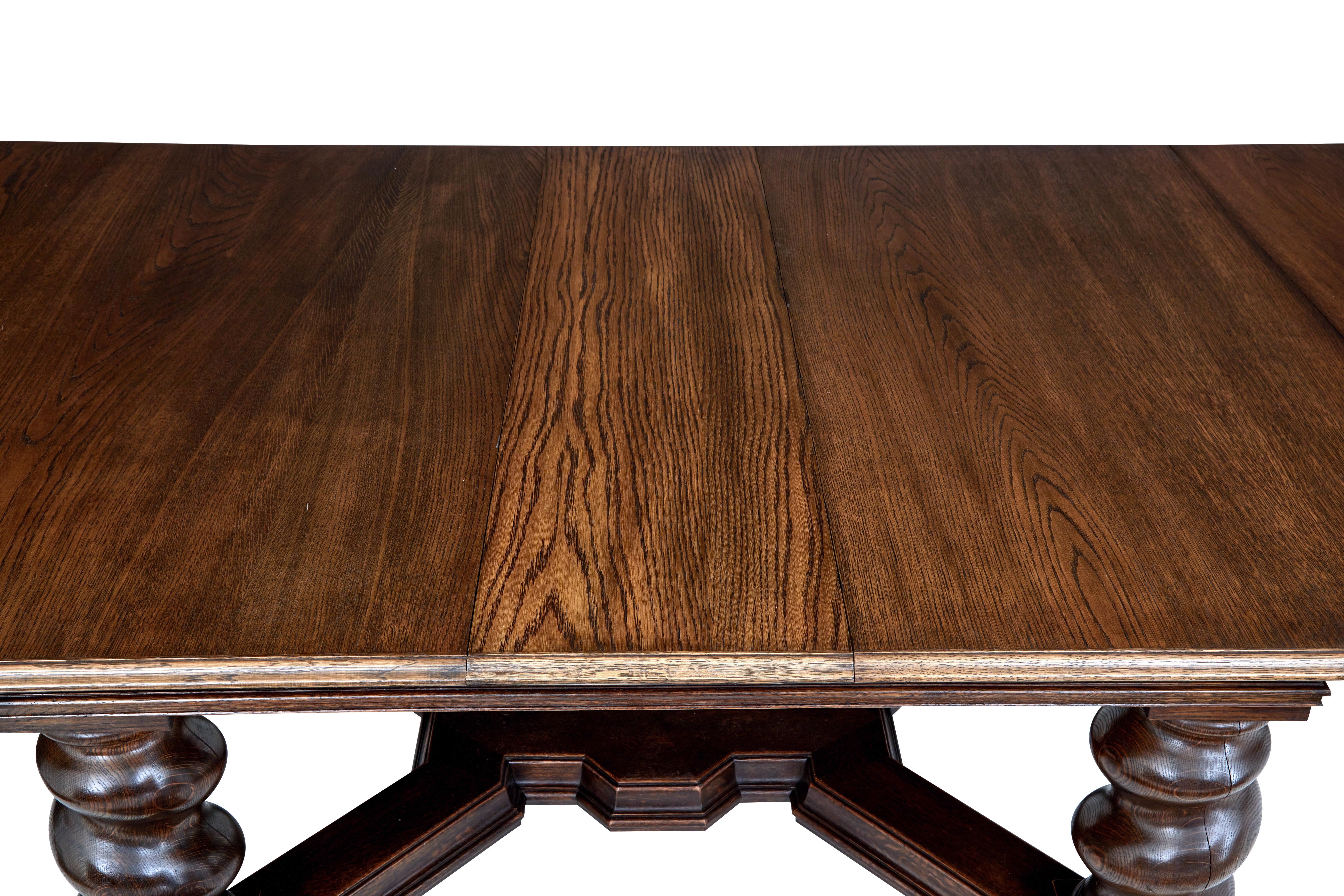 Early 20th Century Oak Extending Dining Table 4
