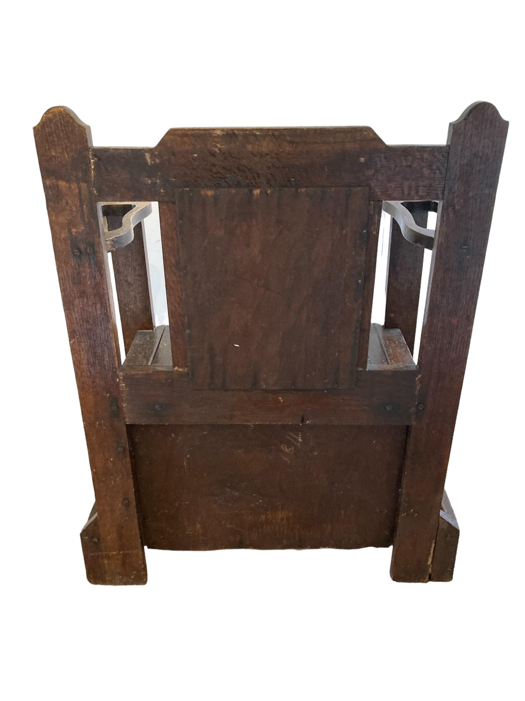 Early 20th Century Oak hall seat or Monks Bench 1