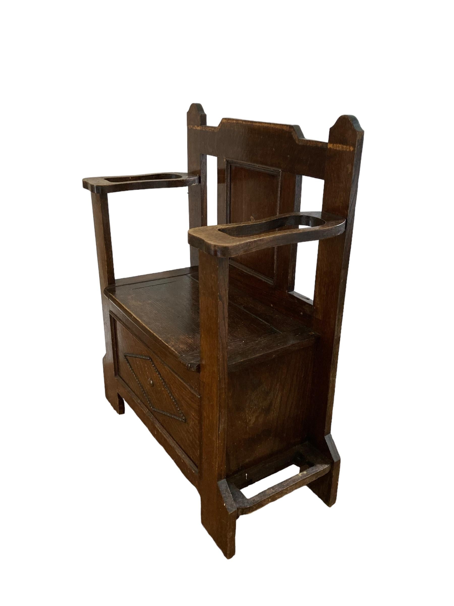 Early 20th Century Oak hall seat or Monks Bench 3
