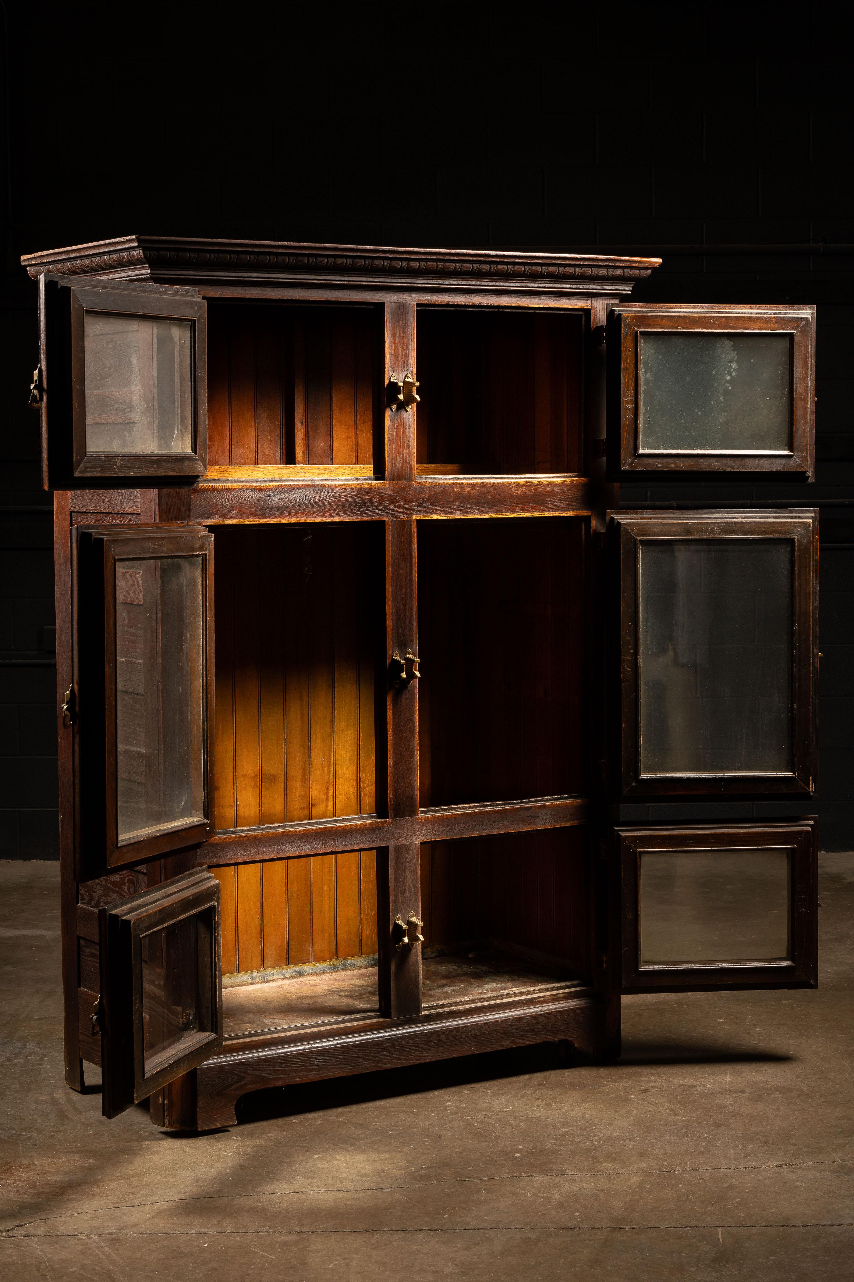 American Early 20th Century Oak Ice Box
