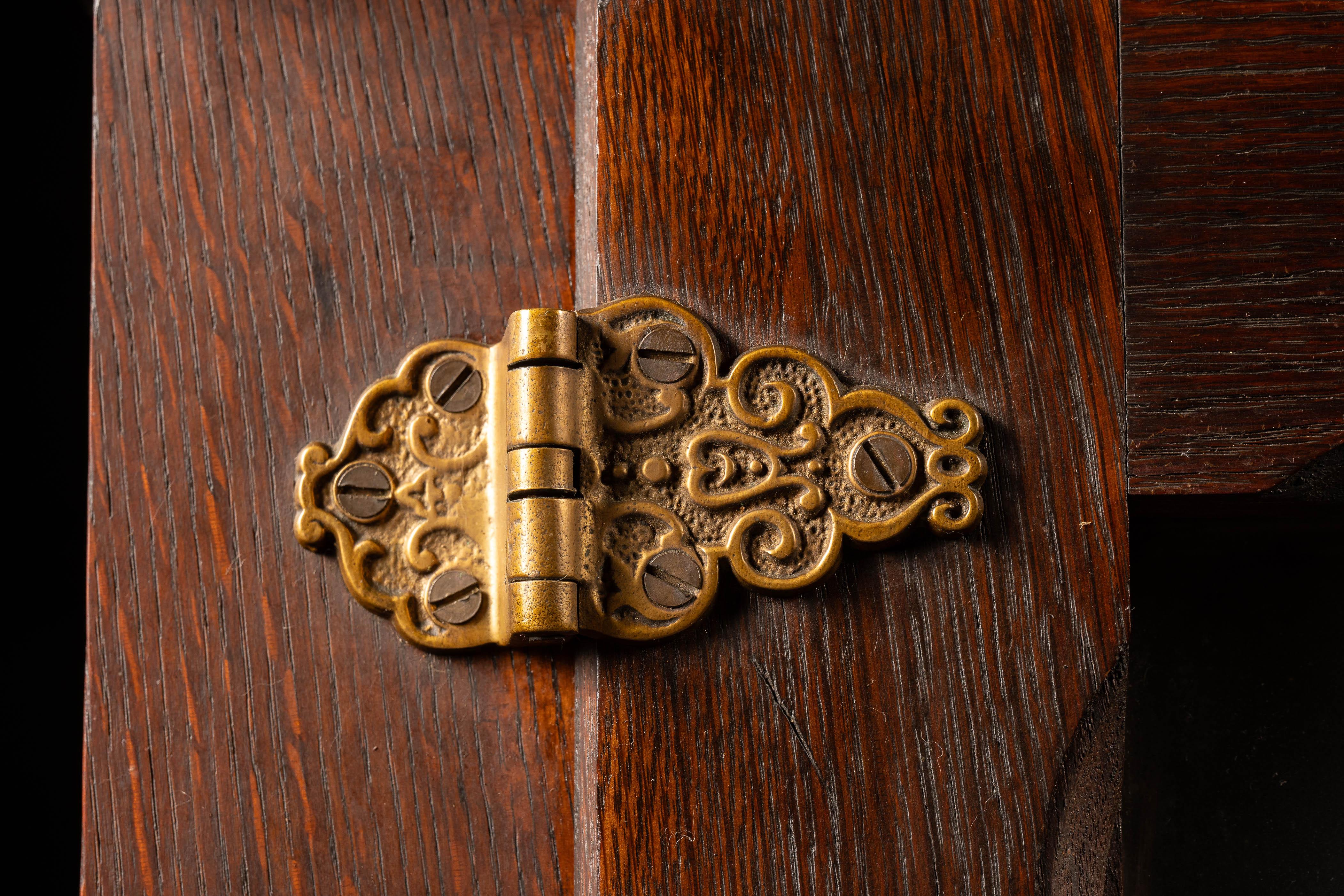 Early 20th Century Oak Ice Box 3