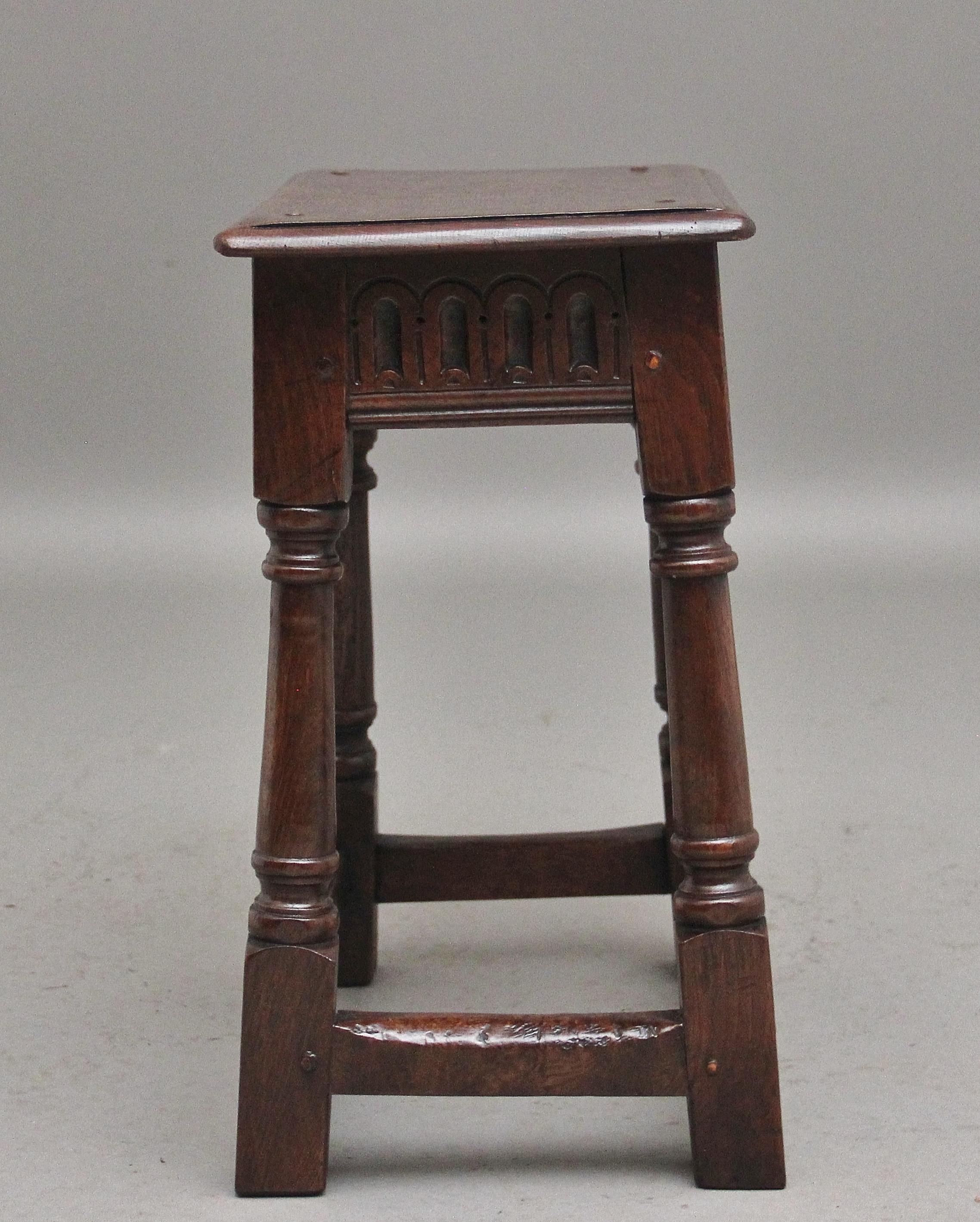 British Early 20th Century oak joint stool in the 17th Century style For Sale