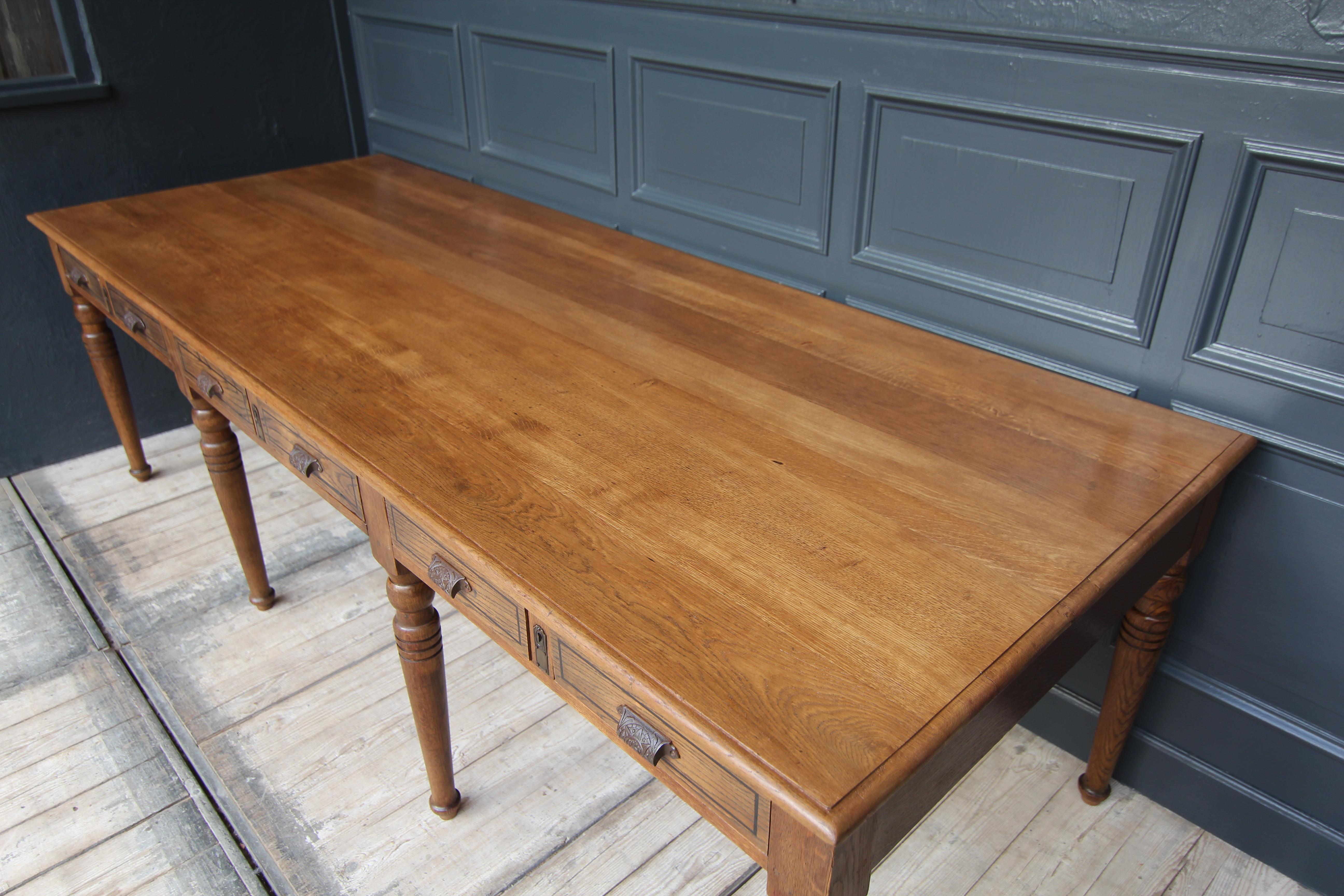 Early 20th Century Oak Library Table or Dining Table 2