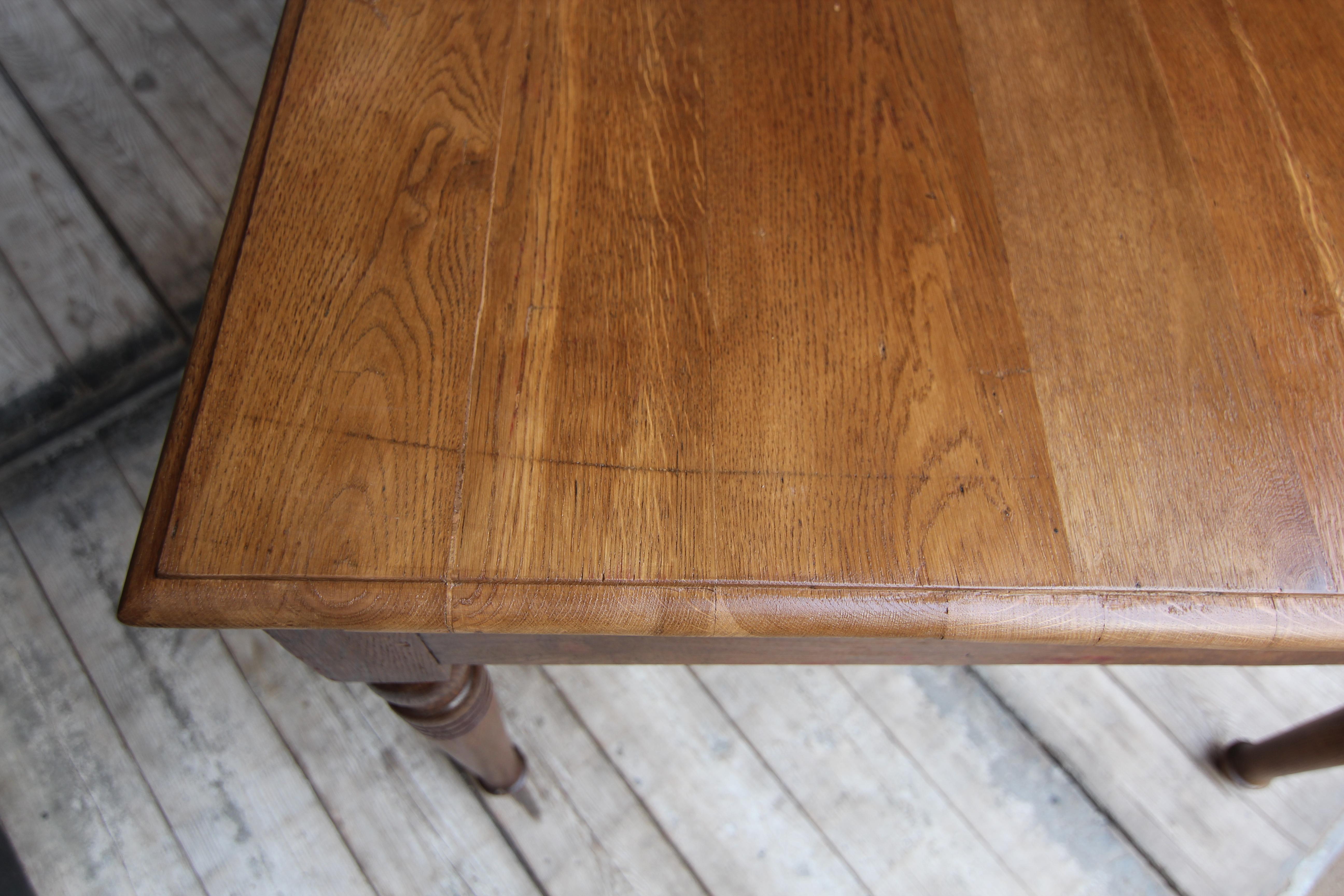 Early 20th Century Oak Library Table or Dining Table 4