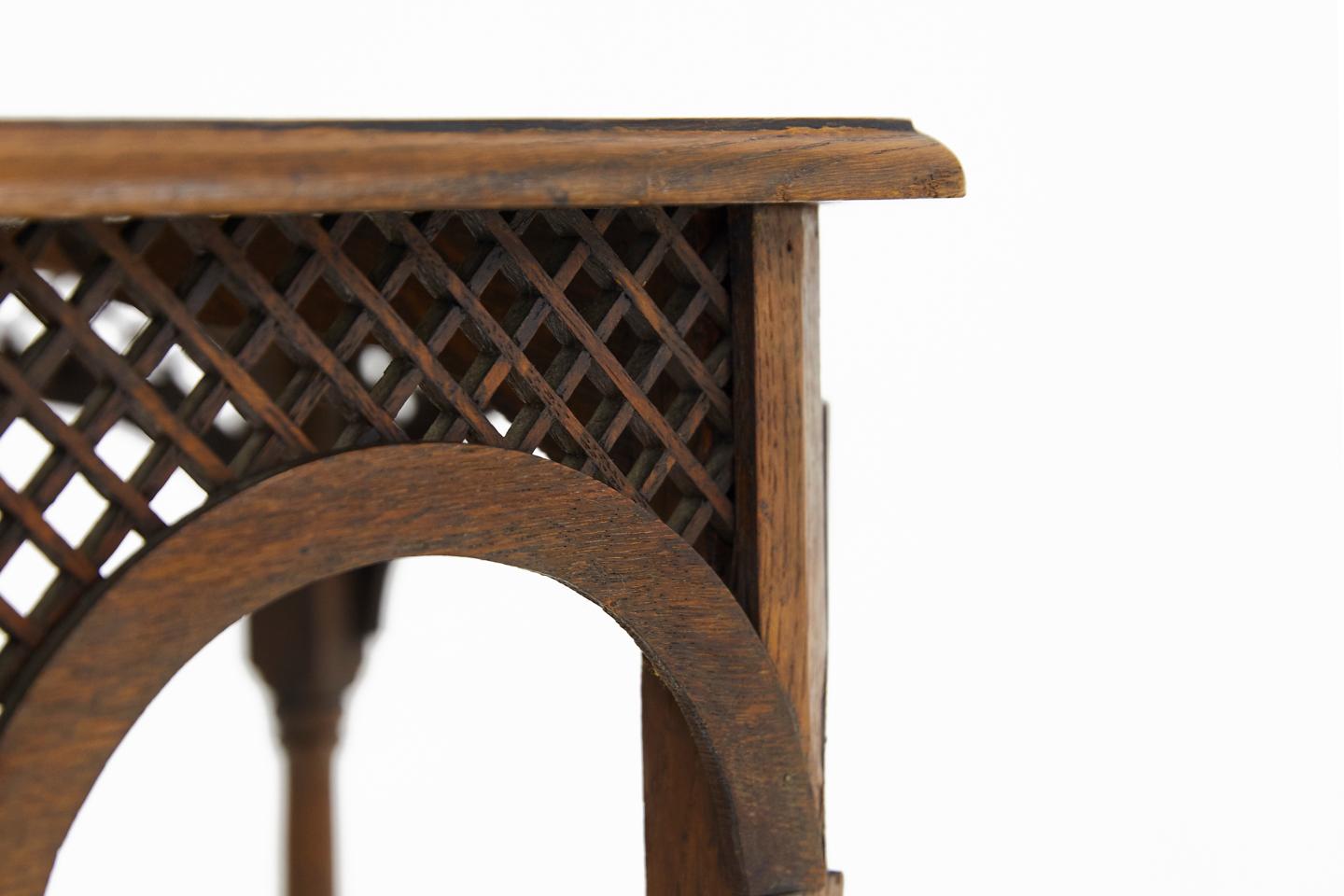 Early 20th Century Oak Octagonal Occasional Table For Sale 3