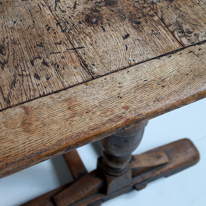 Mesa de refectorio de roble de principios del siglo XX en venta 2