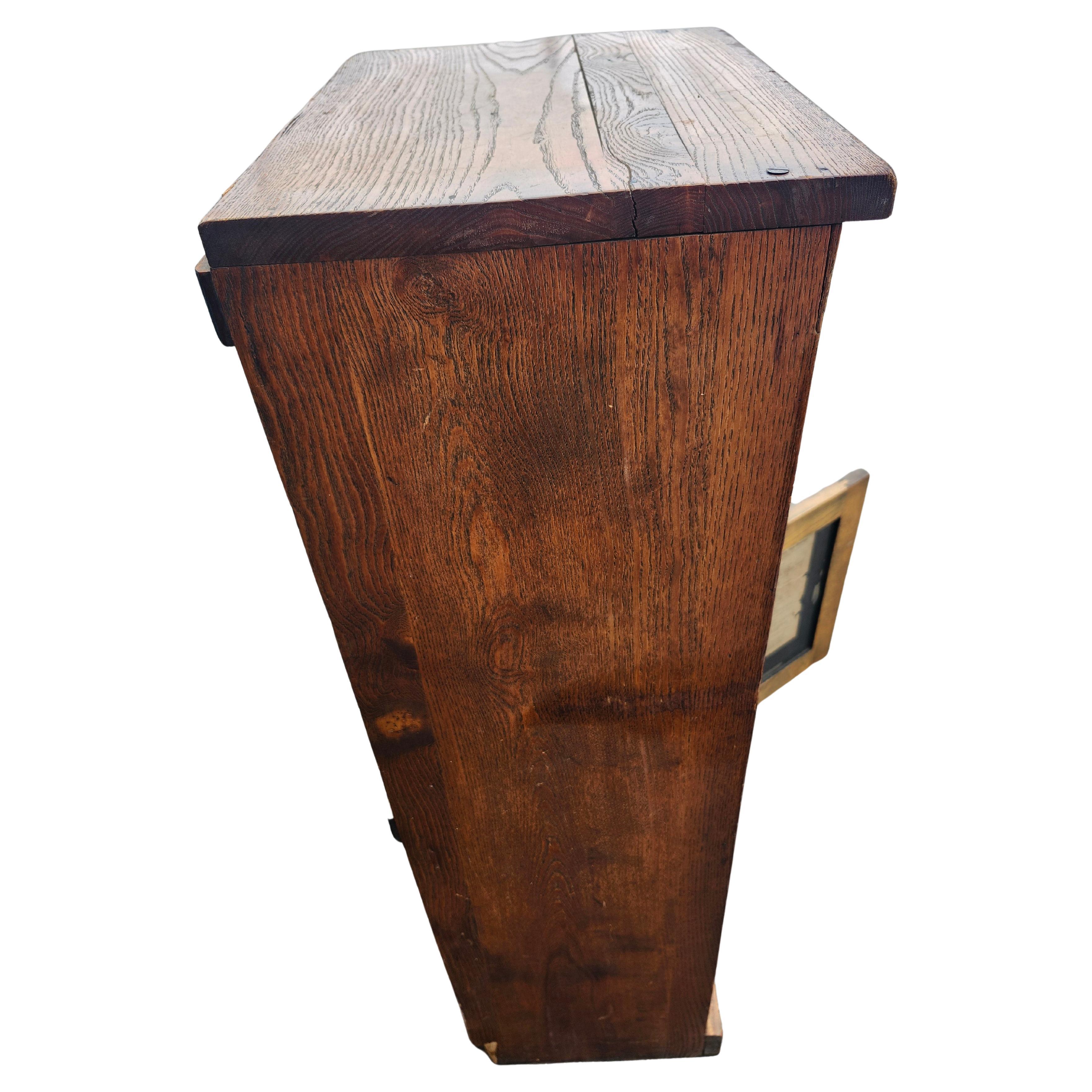 Anfang des 20. Jahrhunderts Eiche Seed & Grain Apothekerschrank (Industriell) im Angebot