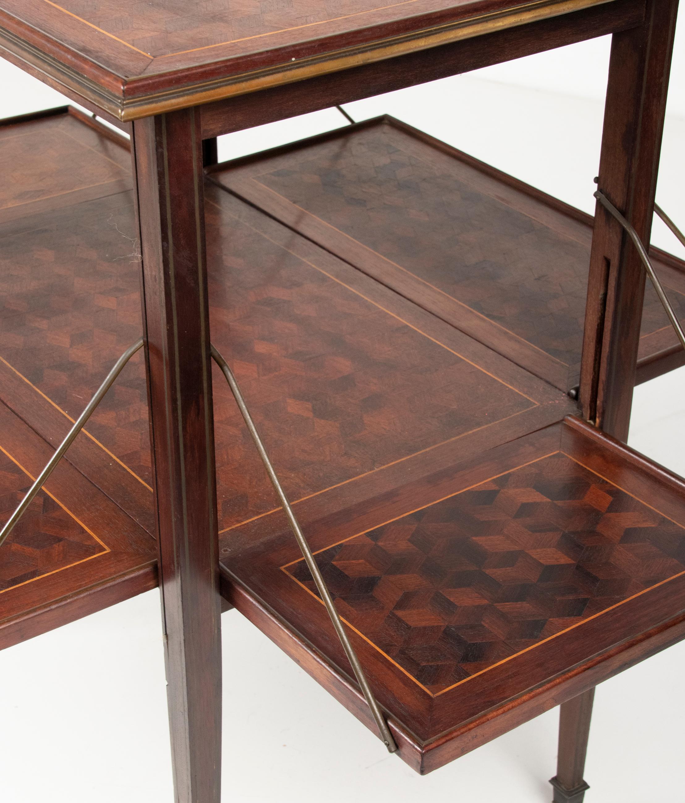 Mesa servidor de roble de principios del siglo XX en venta 8