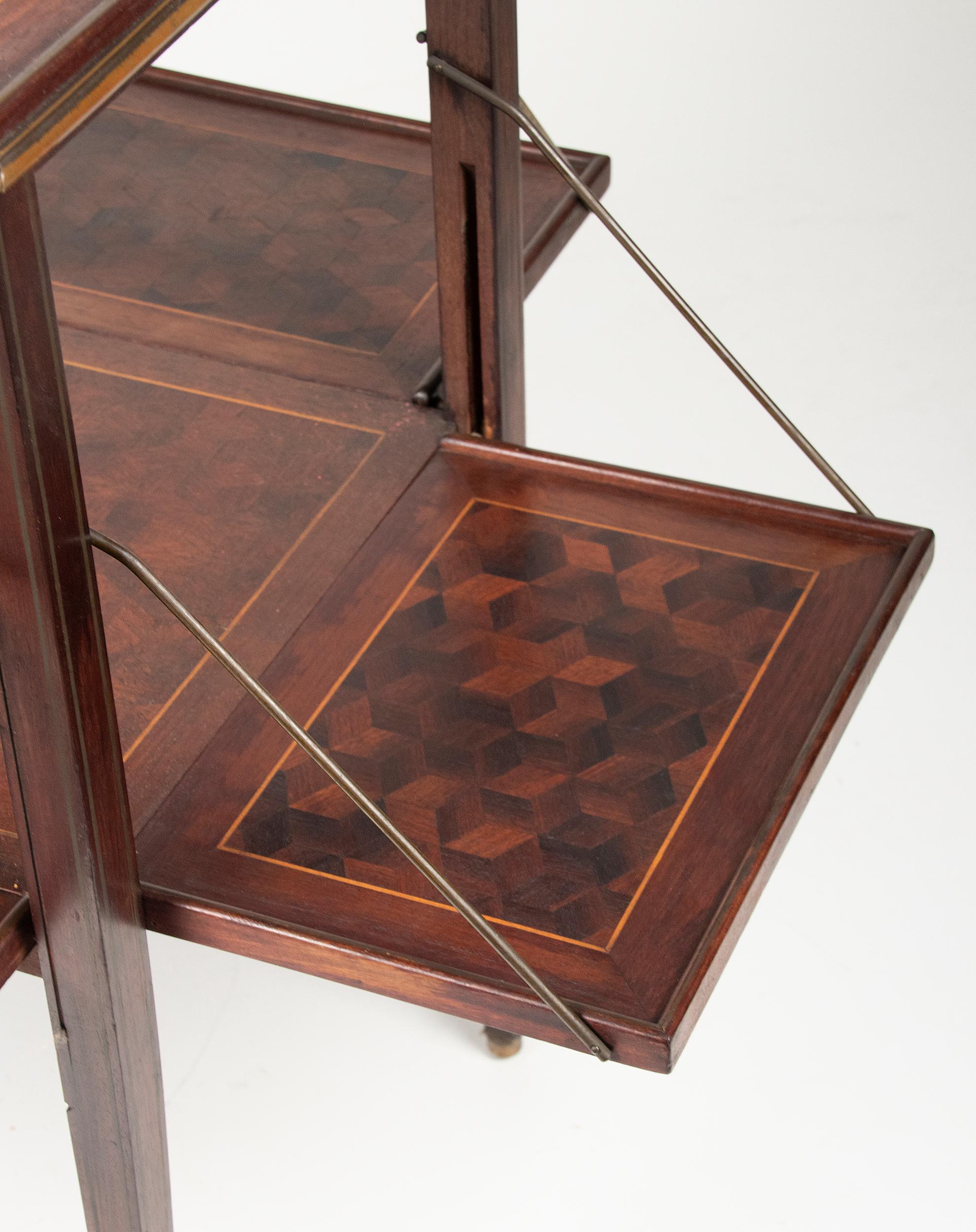Mesa servidor de roble de principios del siglo XX en venta 2