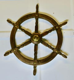 Early 20th Century Oak Ships Wheel  A wonderful and decorative piece