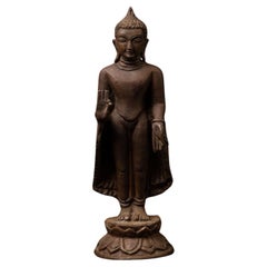 Early 20th century Old bronze Burmese Bagan Buddha statue from Burma Early 20th century Old bronze Burmese Bagan Buddha statue from Burma