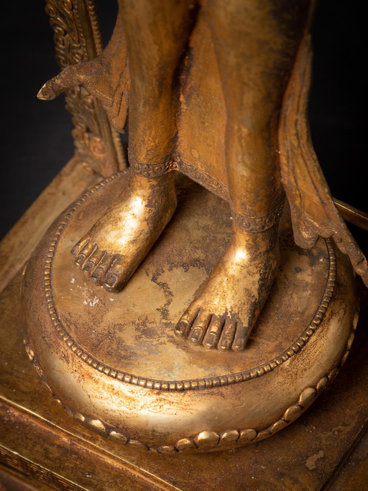 Alte Bronze Nepali Bodhisattva Padmapani Lok aus dem frühen 20. Jahrhundert – OriginalBuddhas im Angebot 12