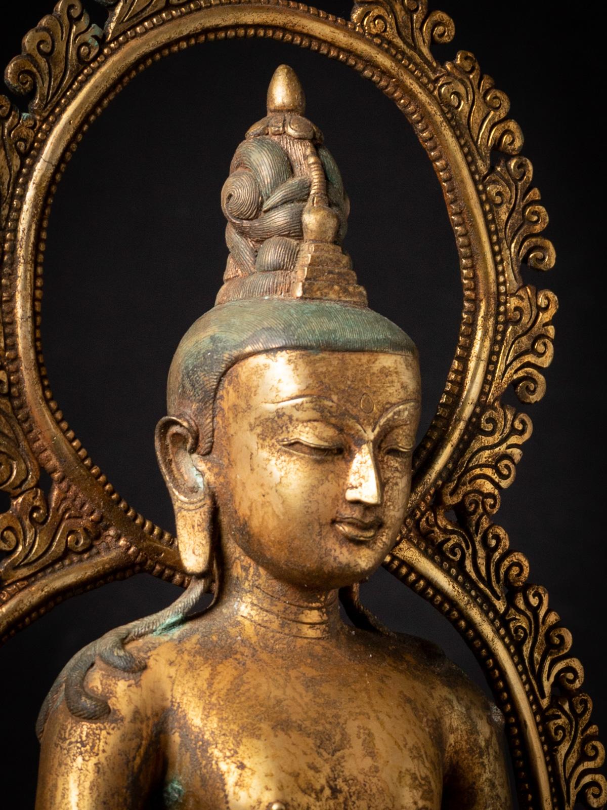 Early 20th century Old bronze Nepali Bodhisattva Padmapani Lok - OriginalBuddhas For Sale 13